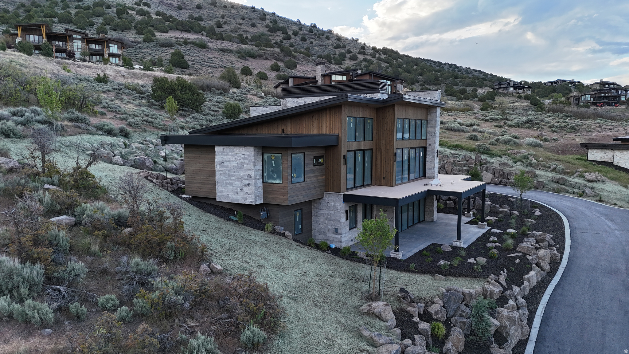 RED LEDGES - Residential