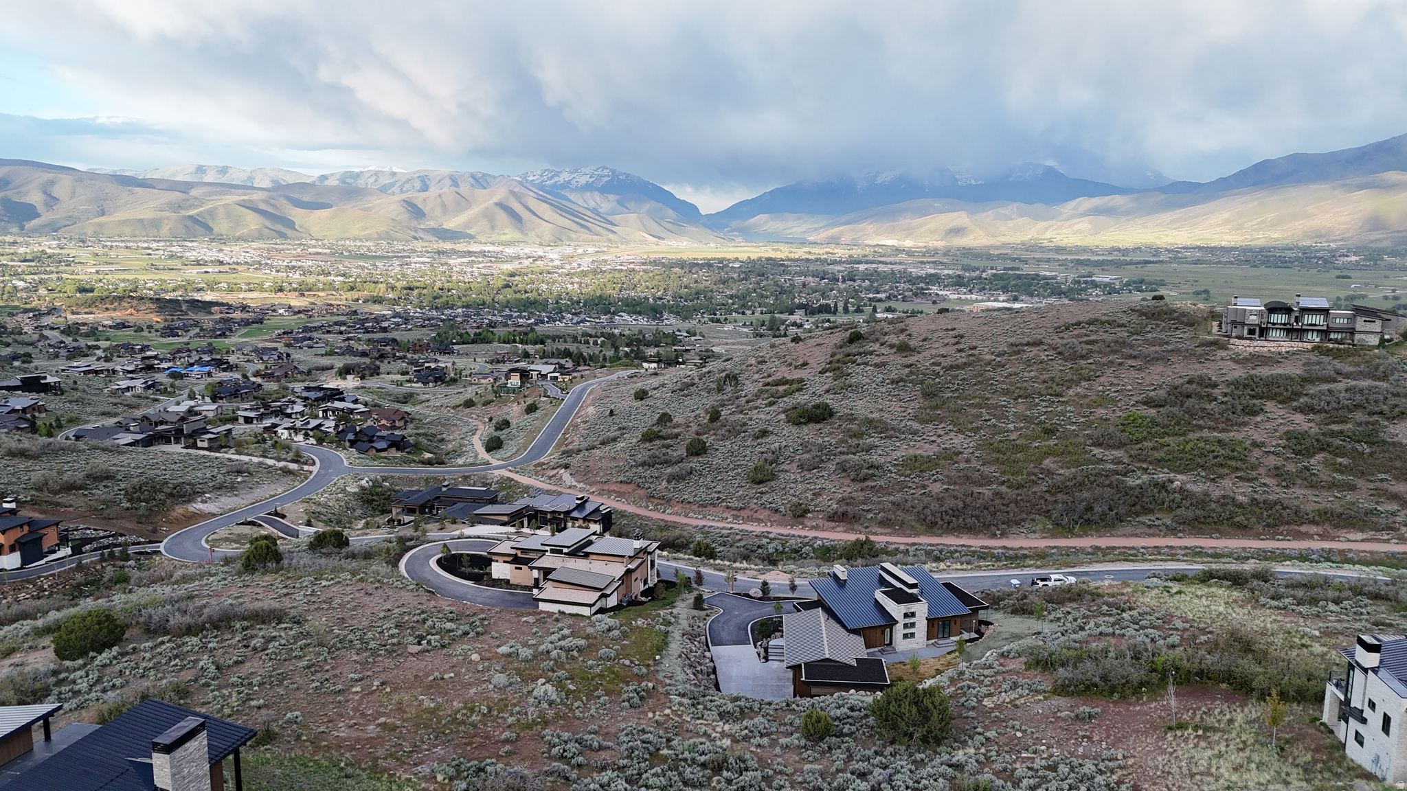 RED LEDGES - Residential