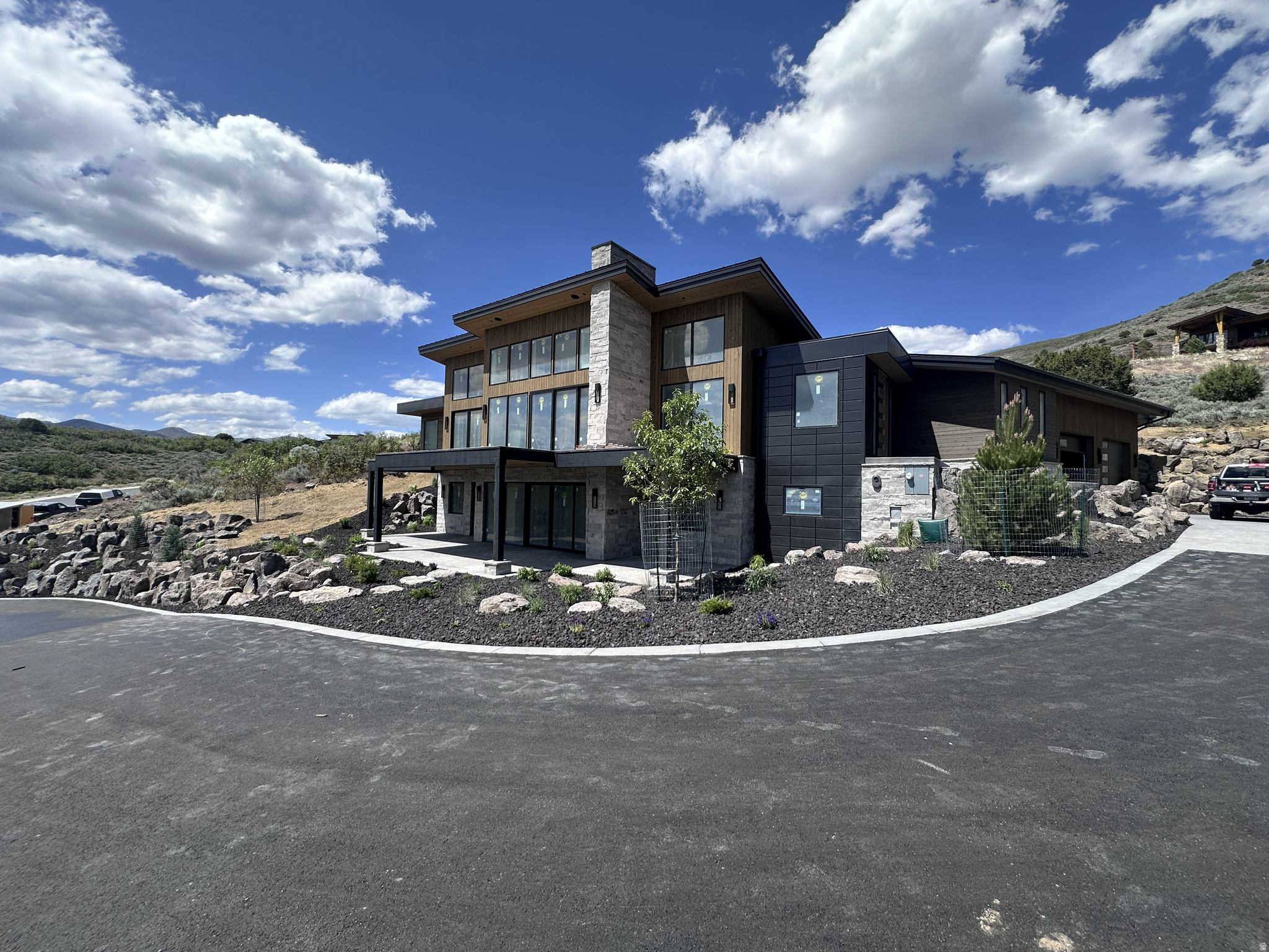 RED LEDGES - Residential
