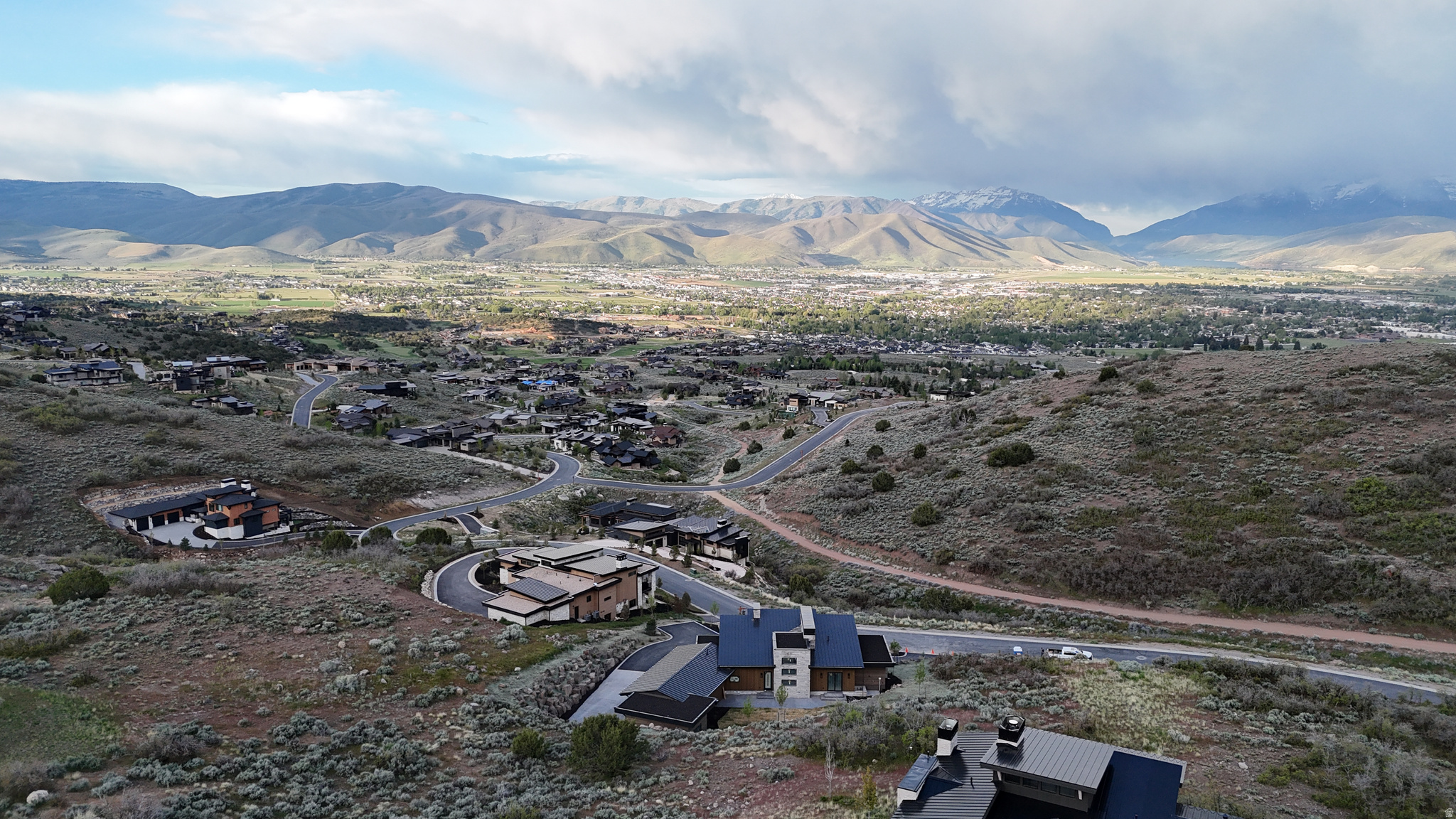 RED LEDGES - Residential