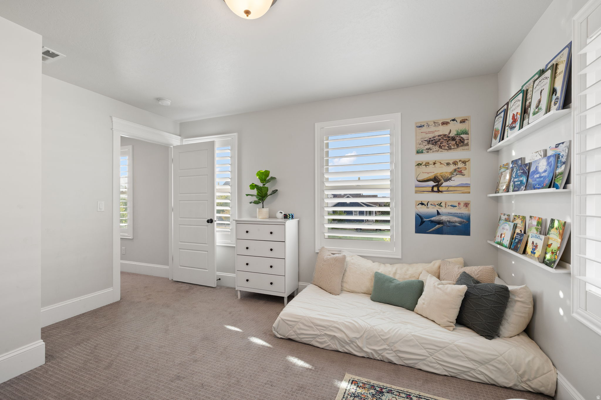 DAYBREAK - Residential