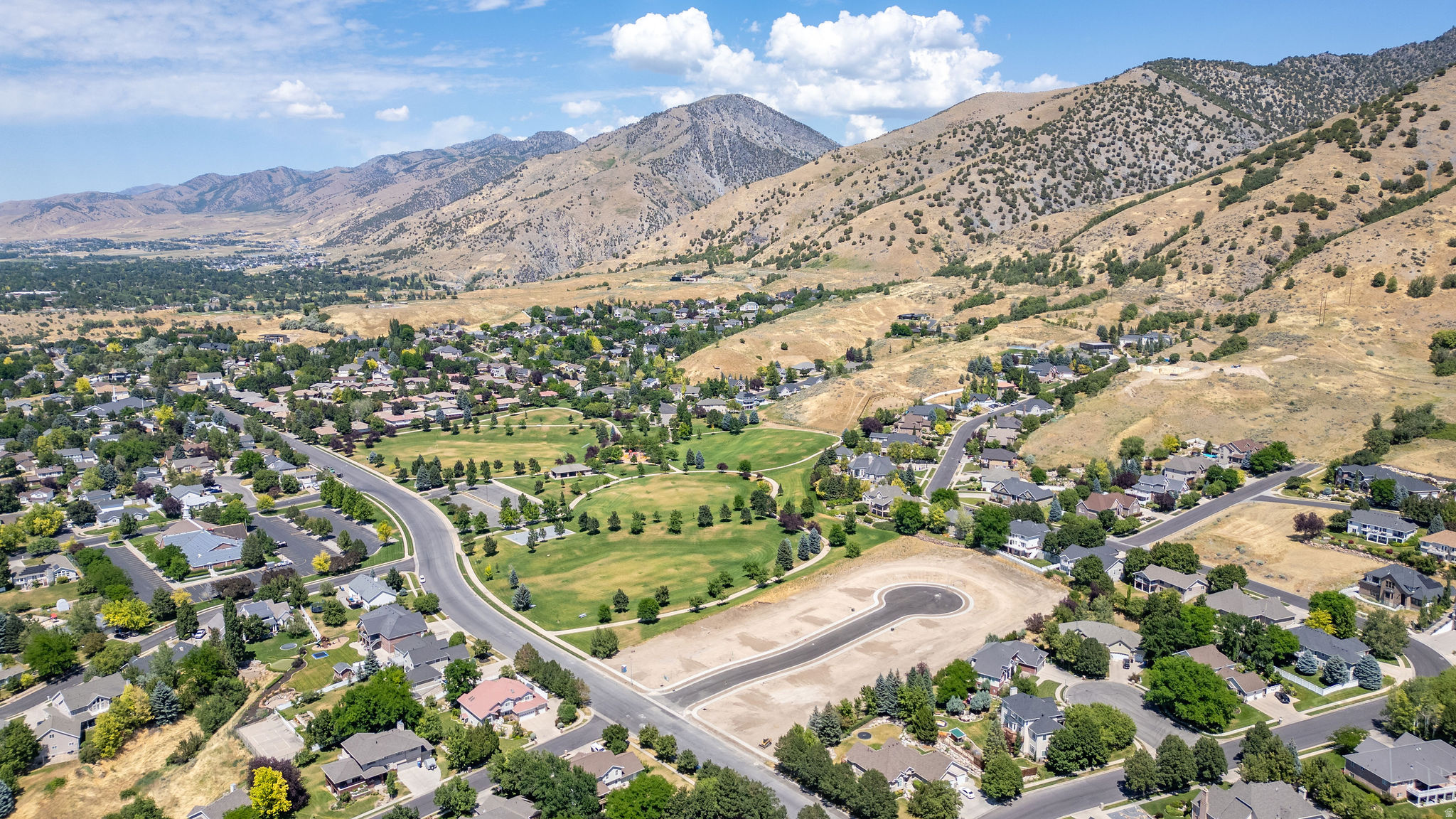GIBBONS PARK ESTATES - Land