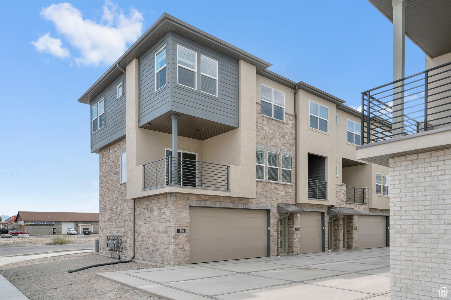 ANDERSON FARMS TOWNS 954 - Residential