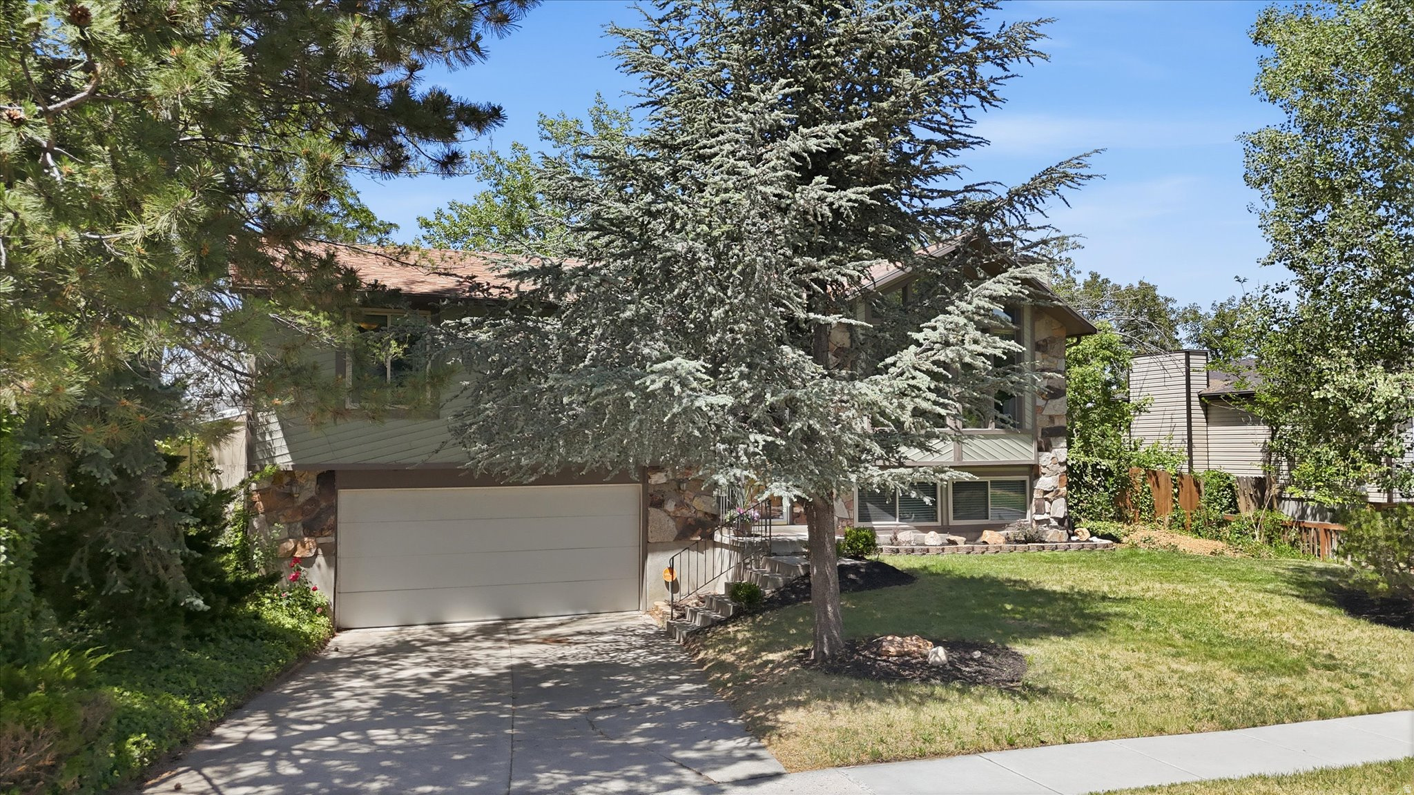 WILLOW CREEK MEADOWS #4 - Residential