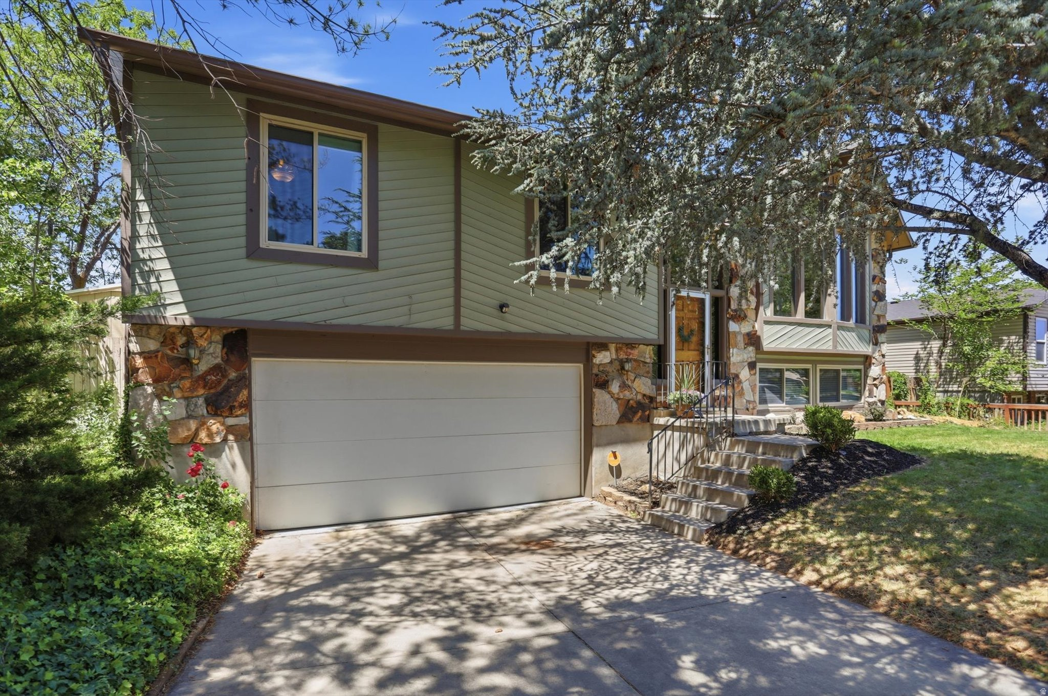 WILLOW CREEK MEADOWS #4 - Residential