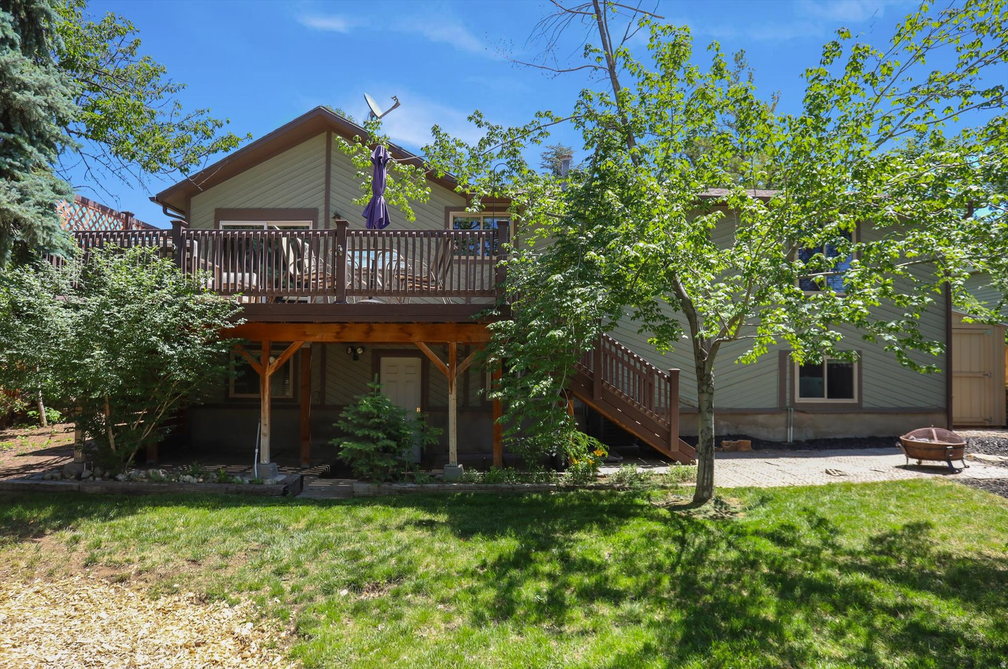 WILLOW CREEK MEADOWS #4 - Residential