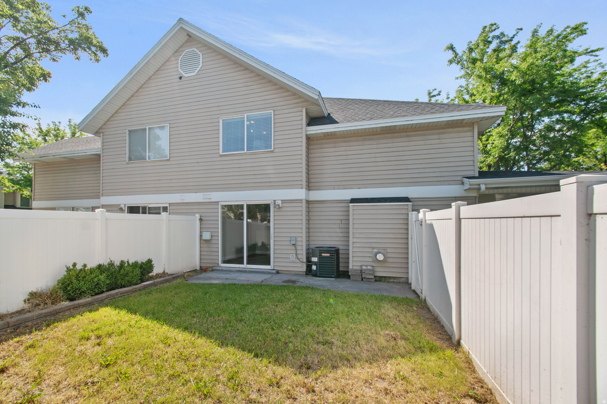 COUNTRY WOOD - Residential