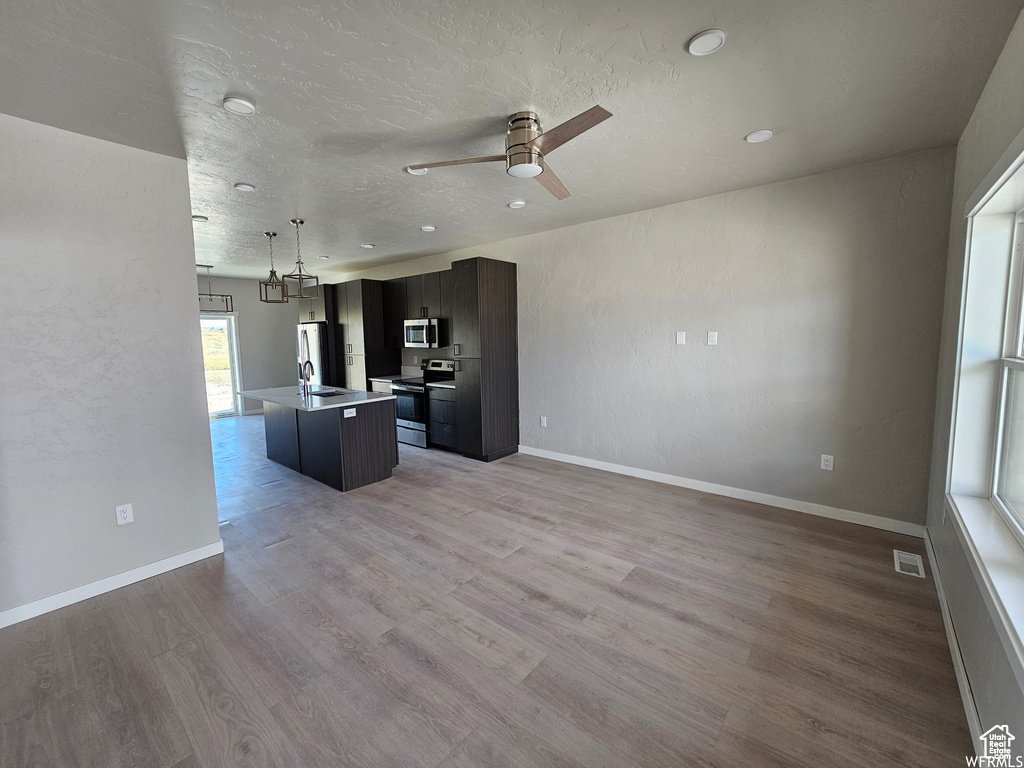DESERT CANYONS - Residential
