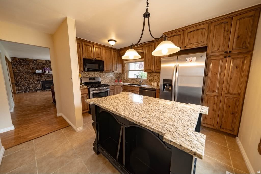 CASTLEGATE ADD - Residential