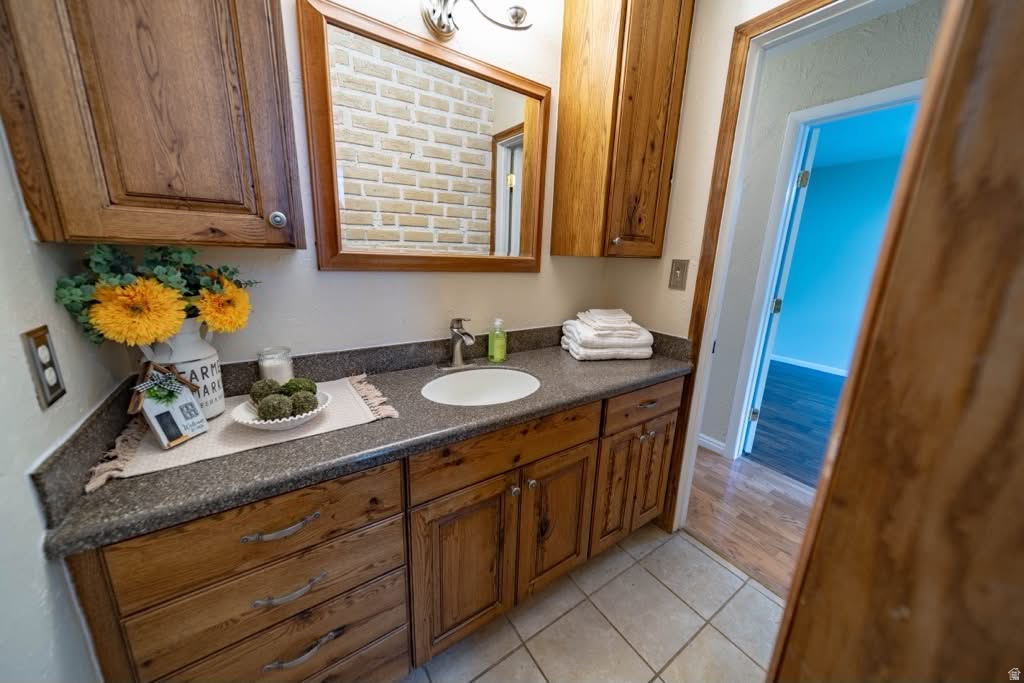 CASTLEGATE ADD - Residential