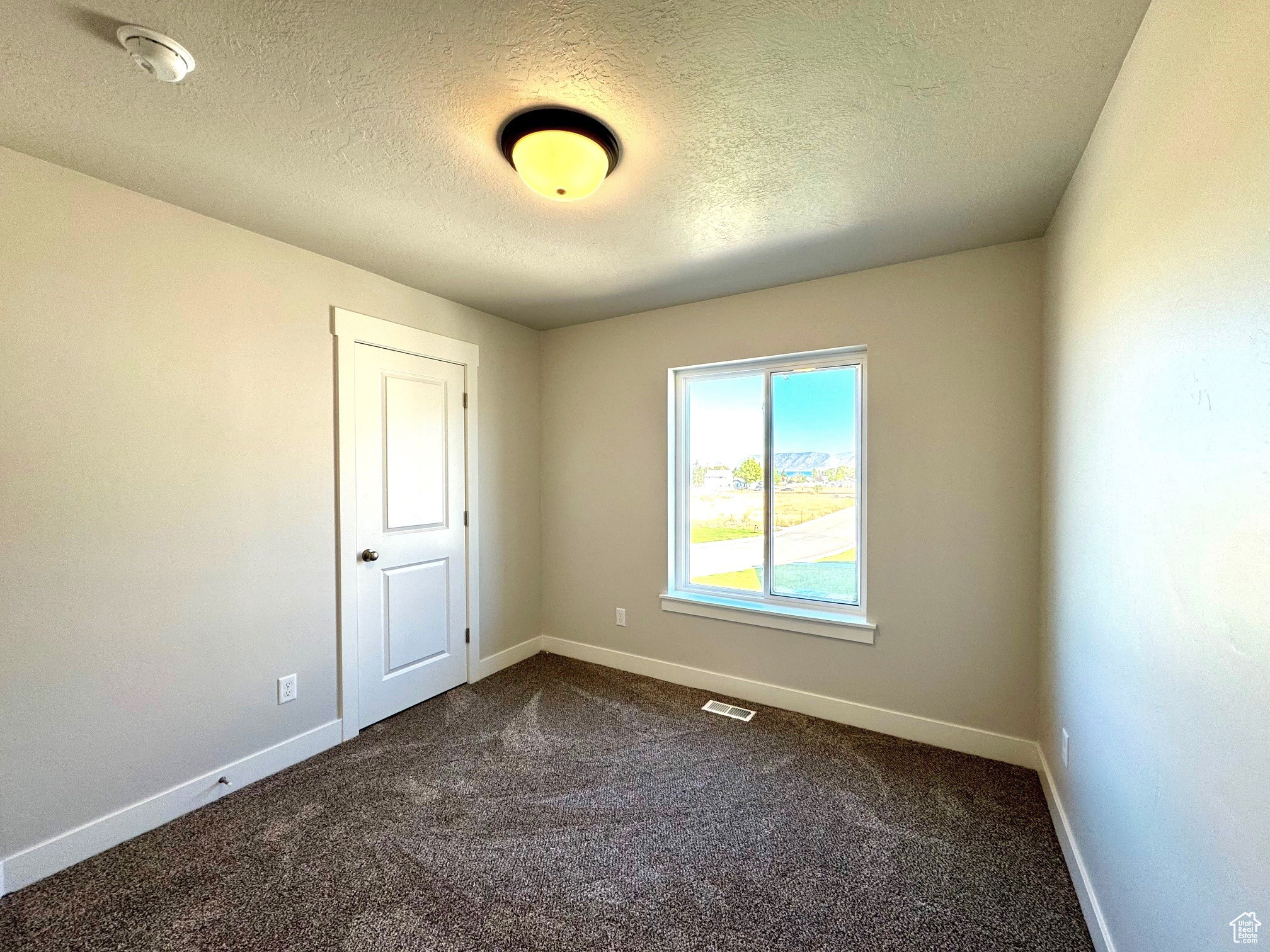 BEAR LAKE ESCAPE - Residential