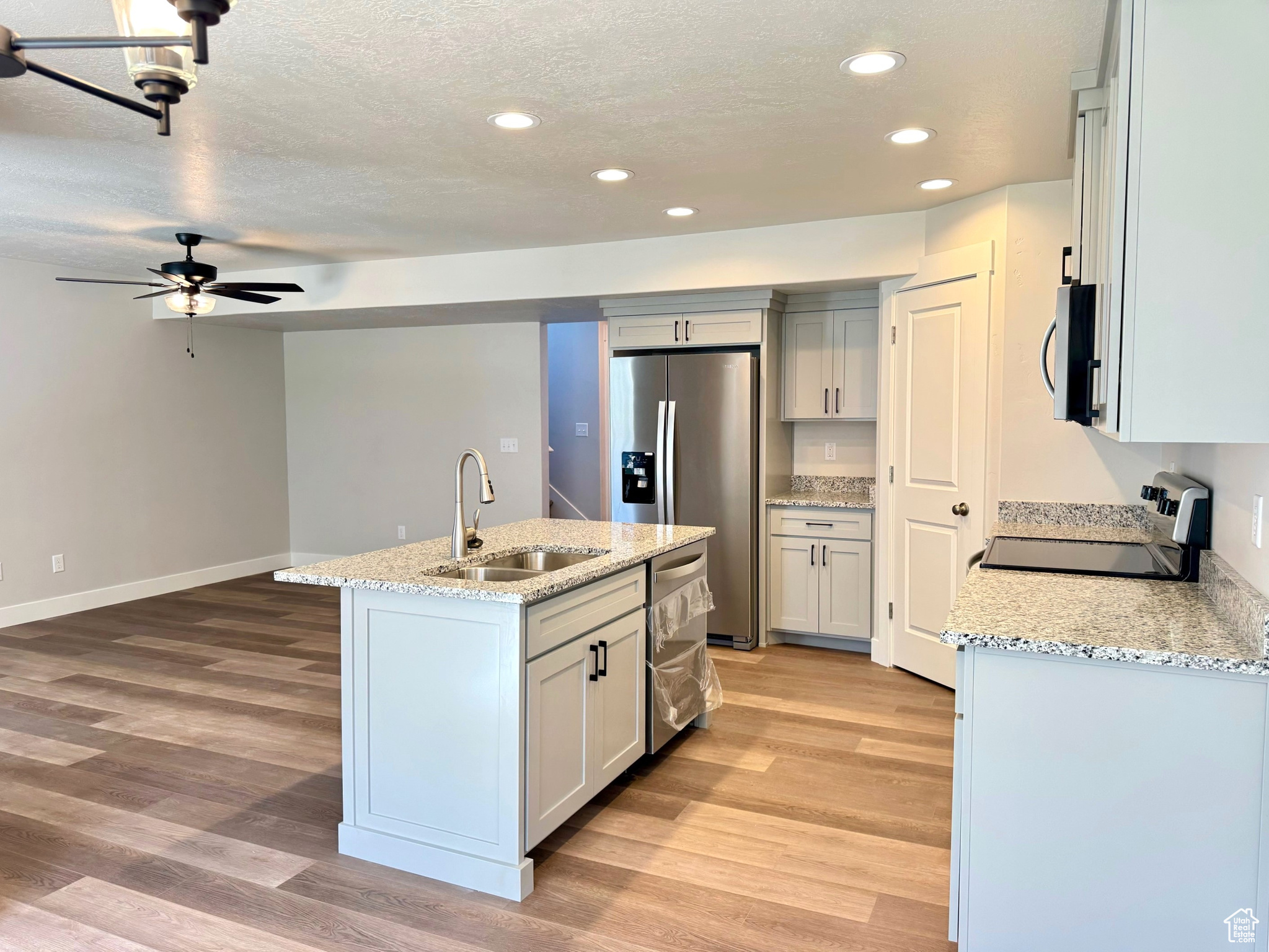 BEAR LAKE ESCAPE - Residential
