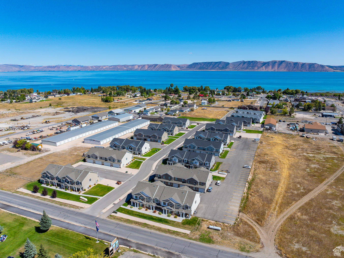 BEAR LAKE ESCAPE - Residential