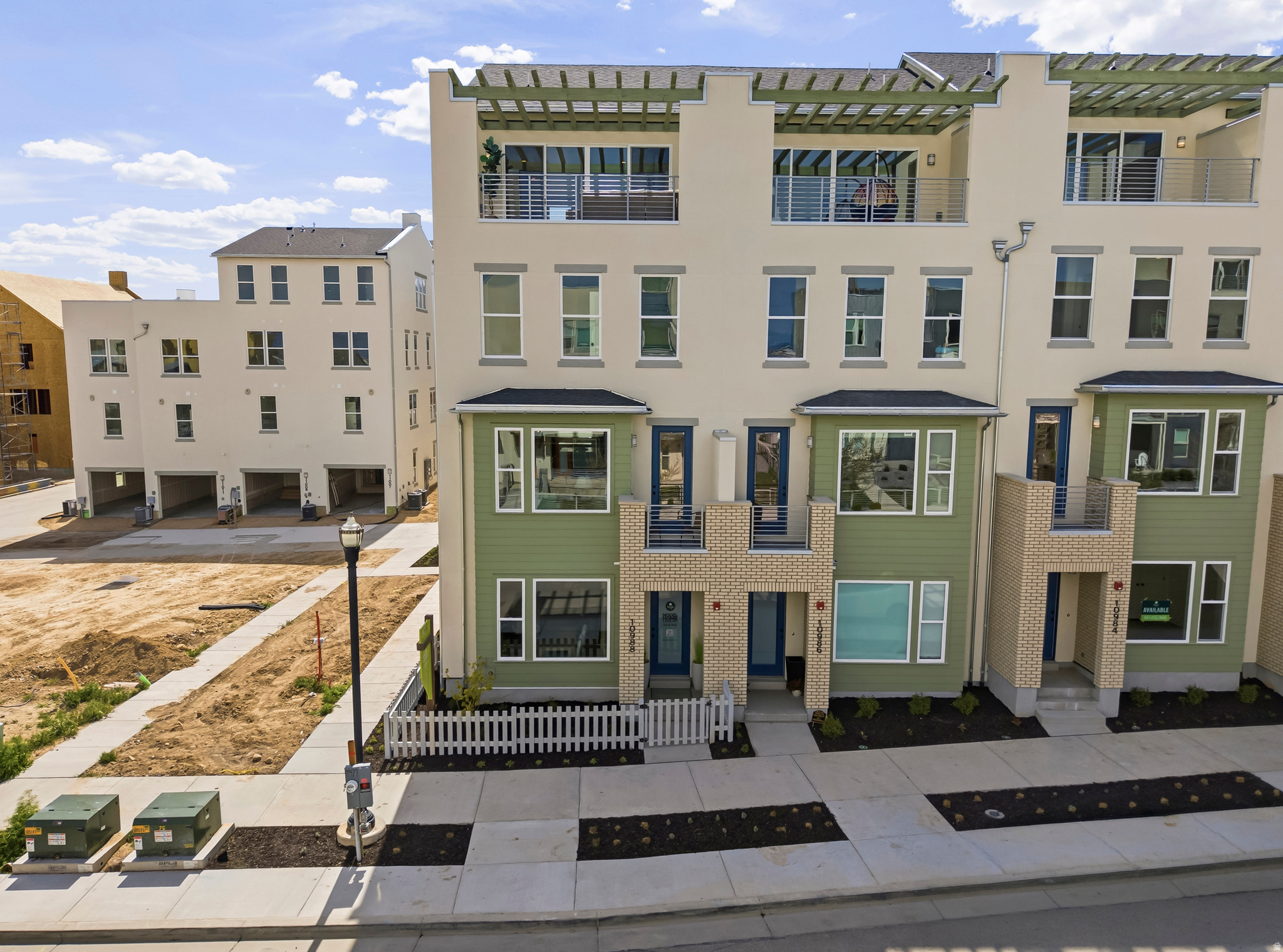 DOWNTOWN DAYBREAK - Residential