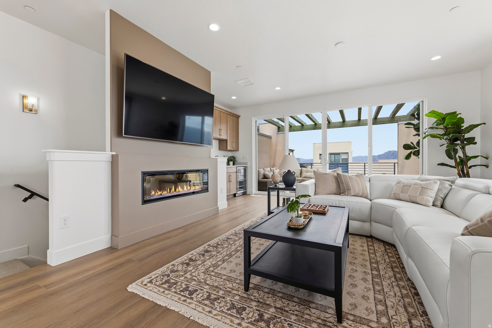 DOWNTOWN DAYBREAK - Residential