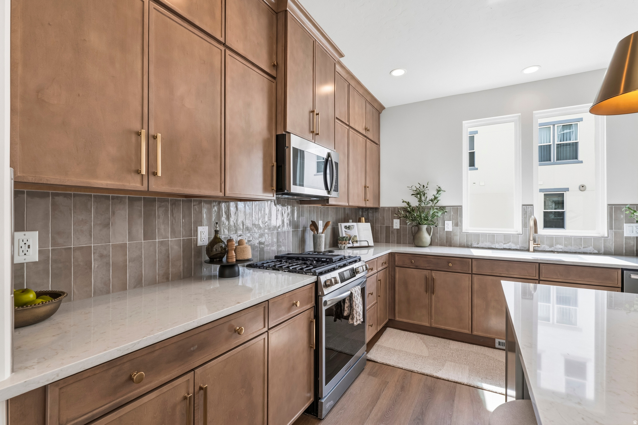 DOWNTOWN DAYBREAK - Residential