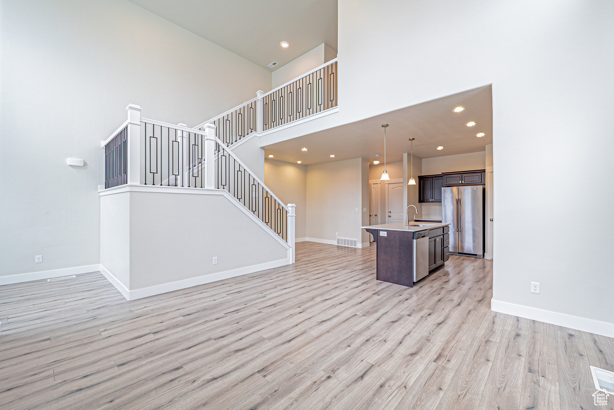 GARDNER POINT - Residential