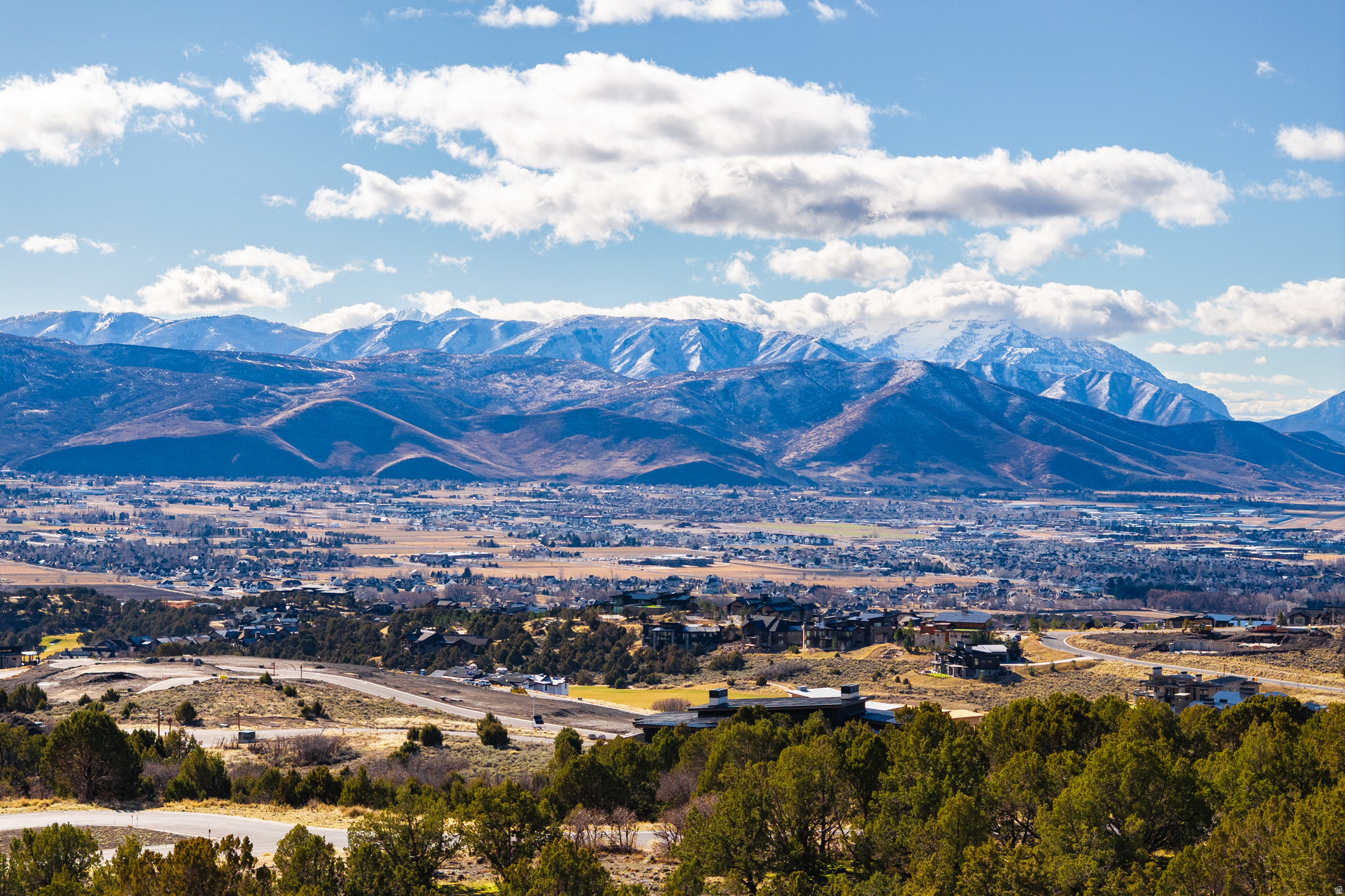 RED LEDGES - Land