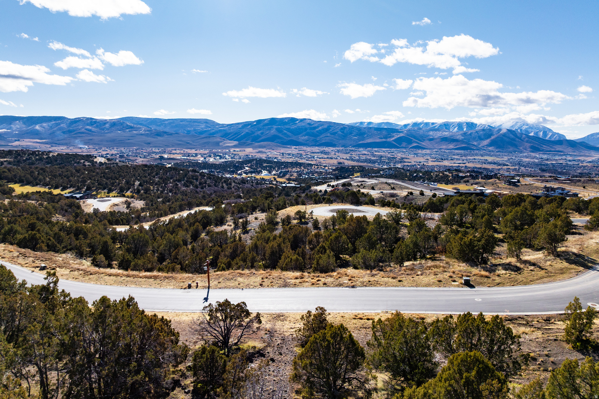 RED LEDGES - Land
