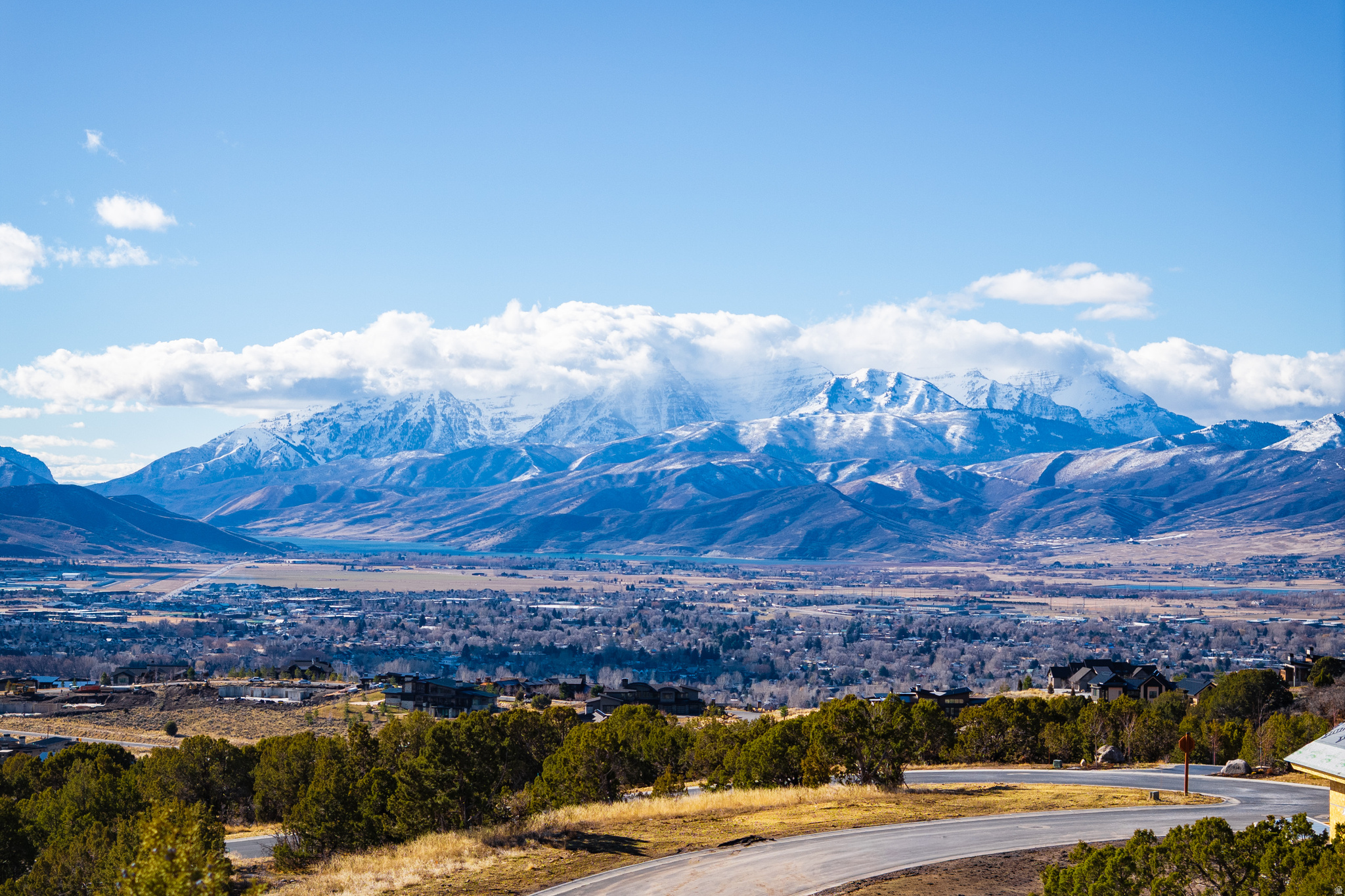 RED LEDGES - Land