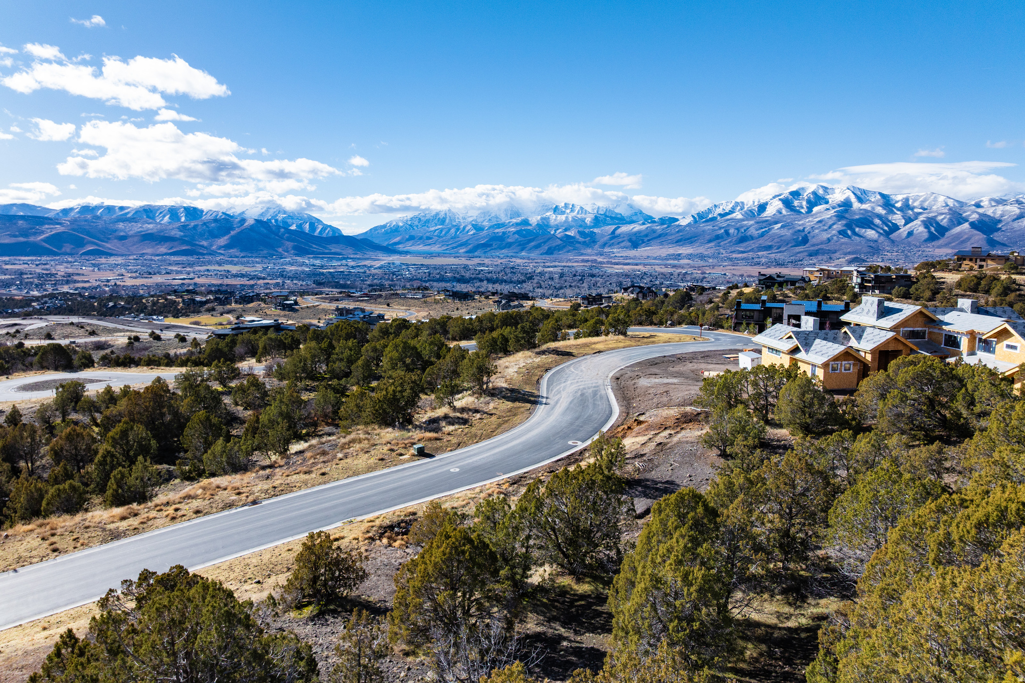 RED LEDGES - Land