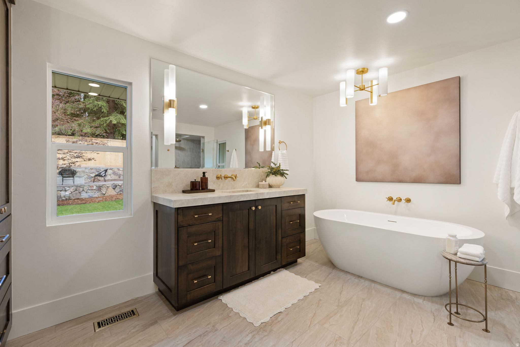 OAK HILLS - Residential