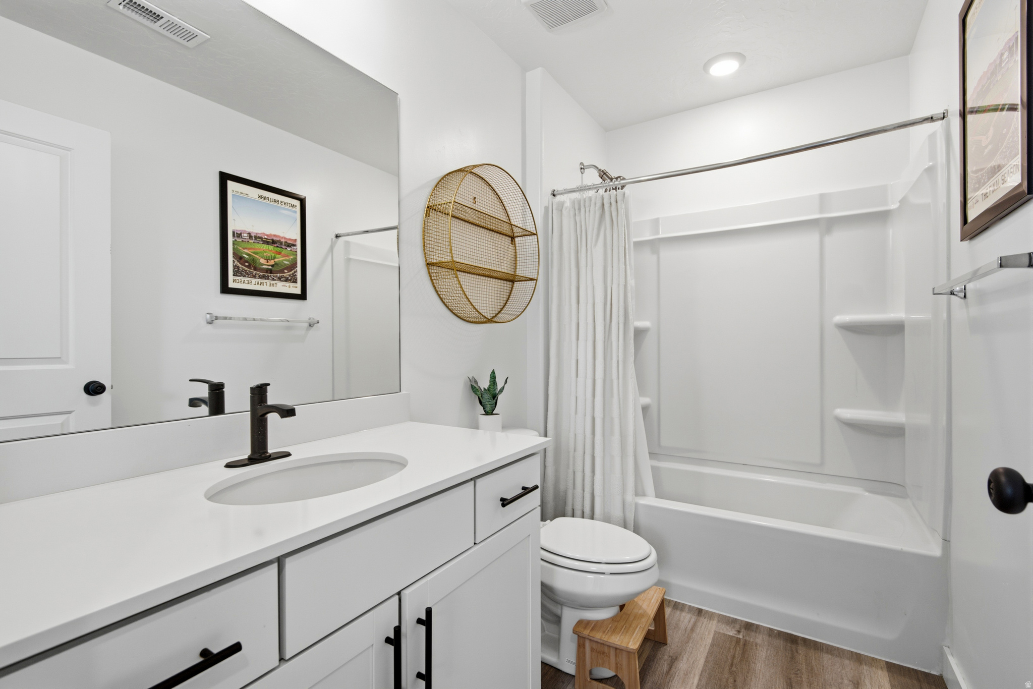 SPRING RANCH - Residential