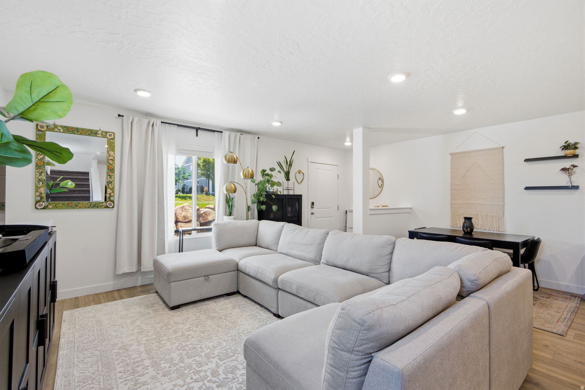 SPRING RANCH - Residential