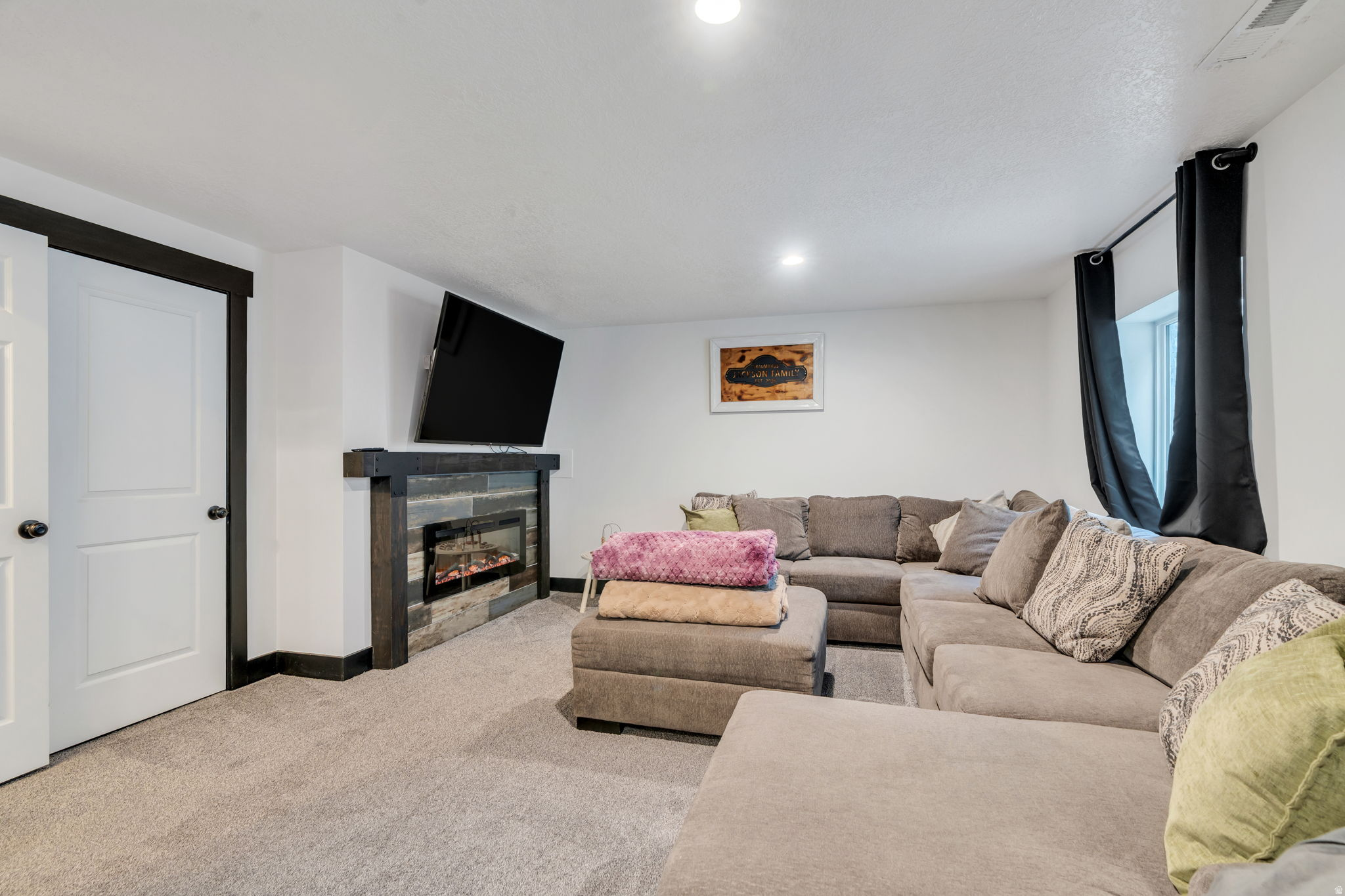 VALLEY VIEW HEIGHTS - Residential