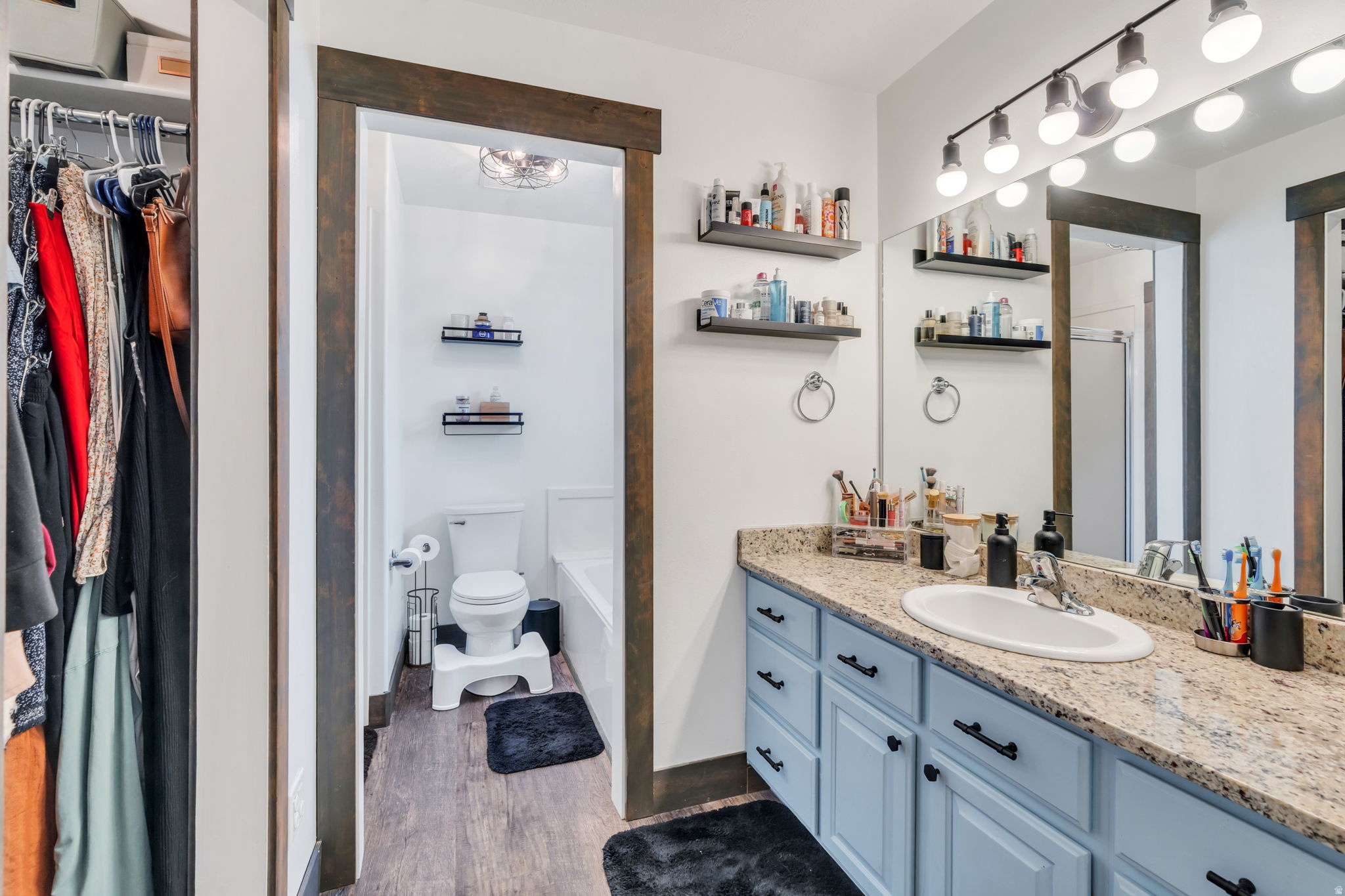 VALLEY VIEW HEIGHTS - Residential
