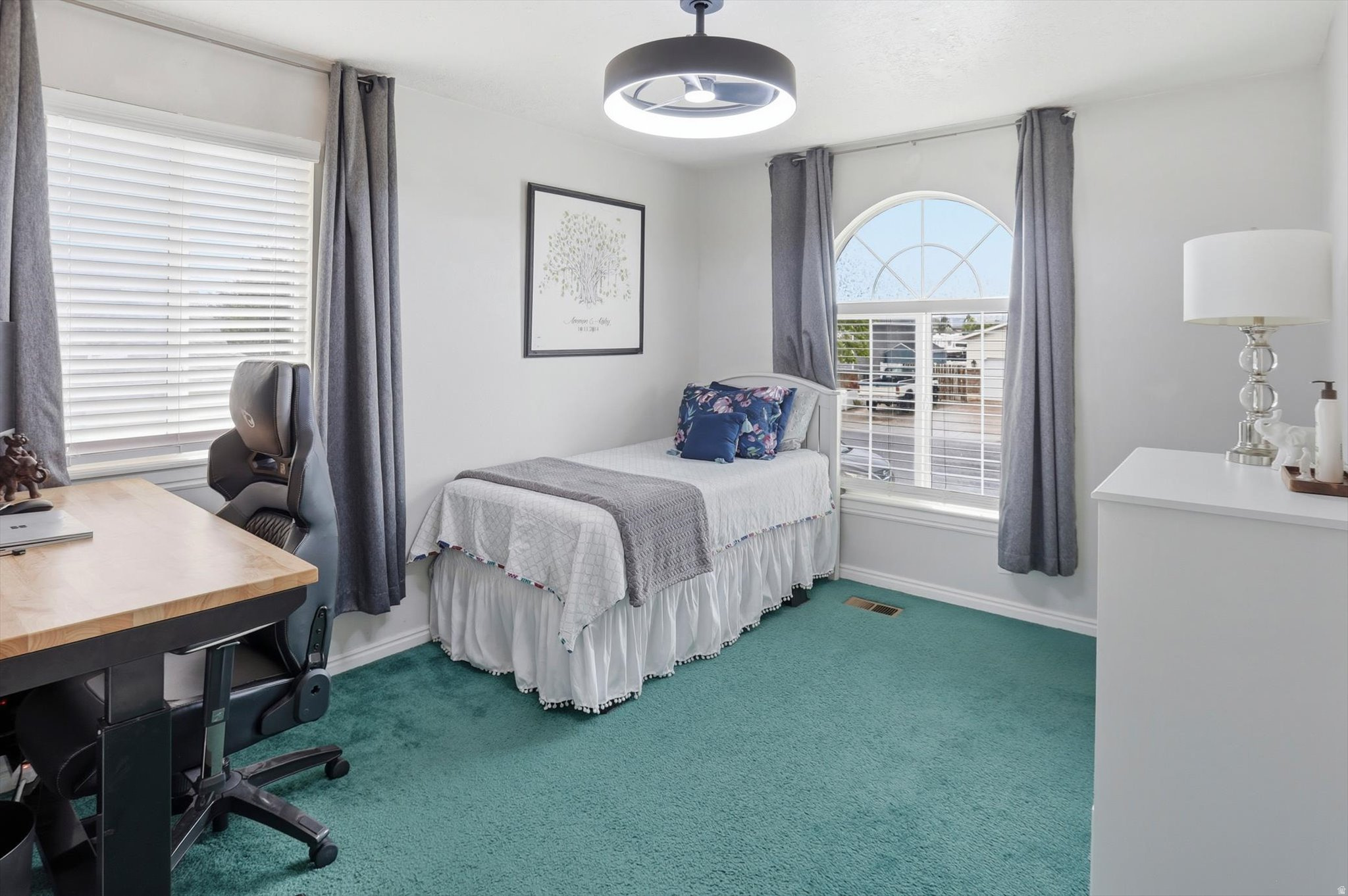 STONEGATE - Residential