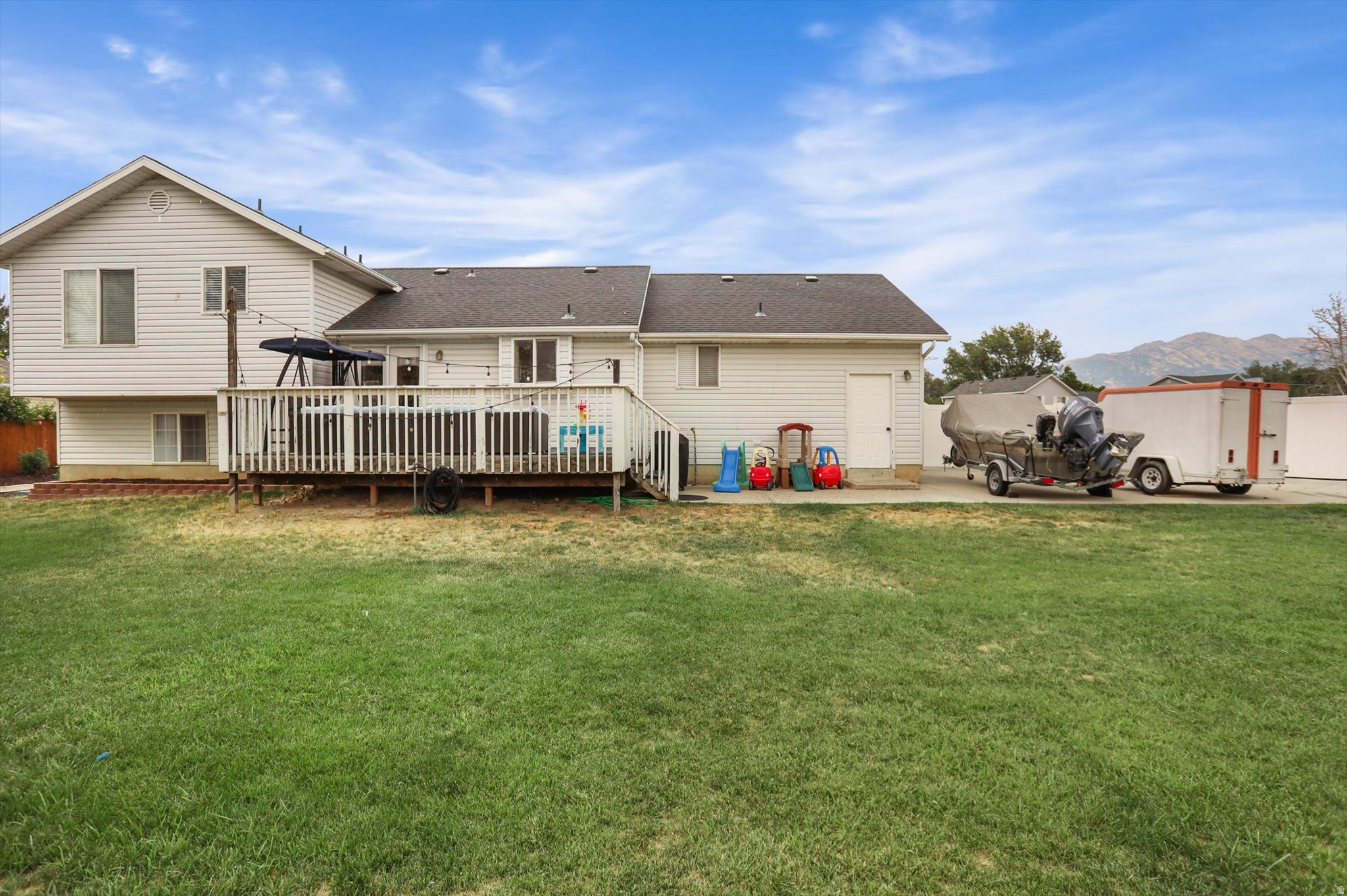 STONEGATE - Residential