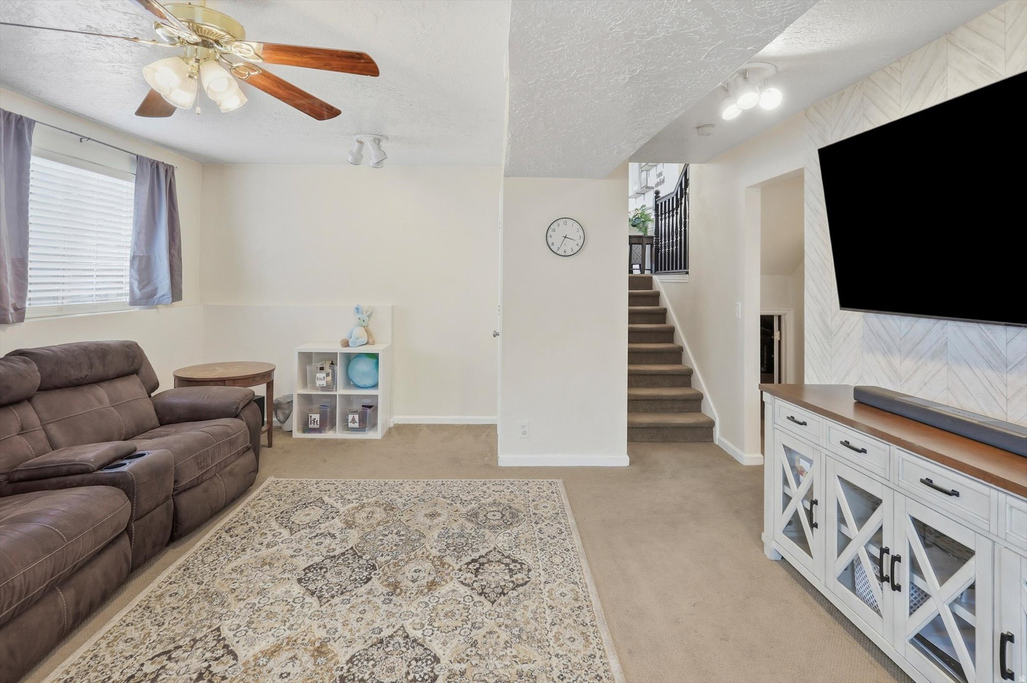 STONEGATE - Residential