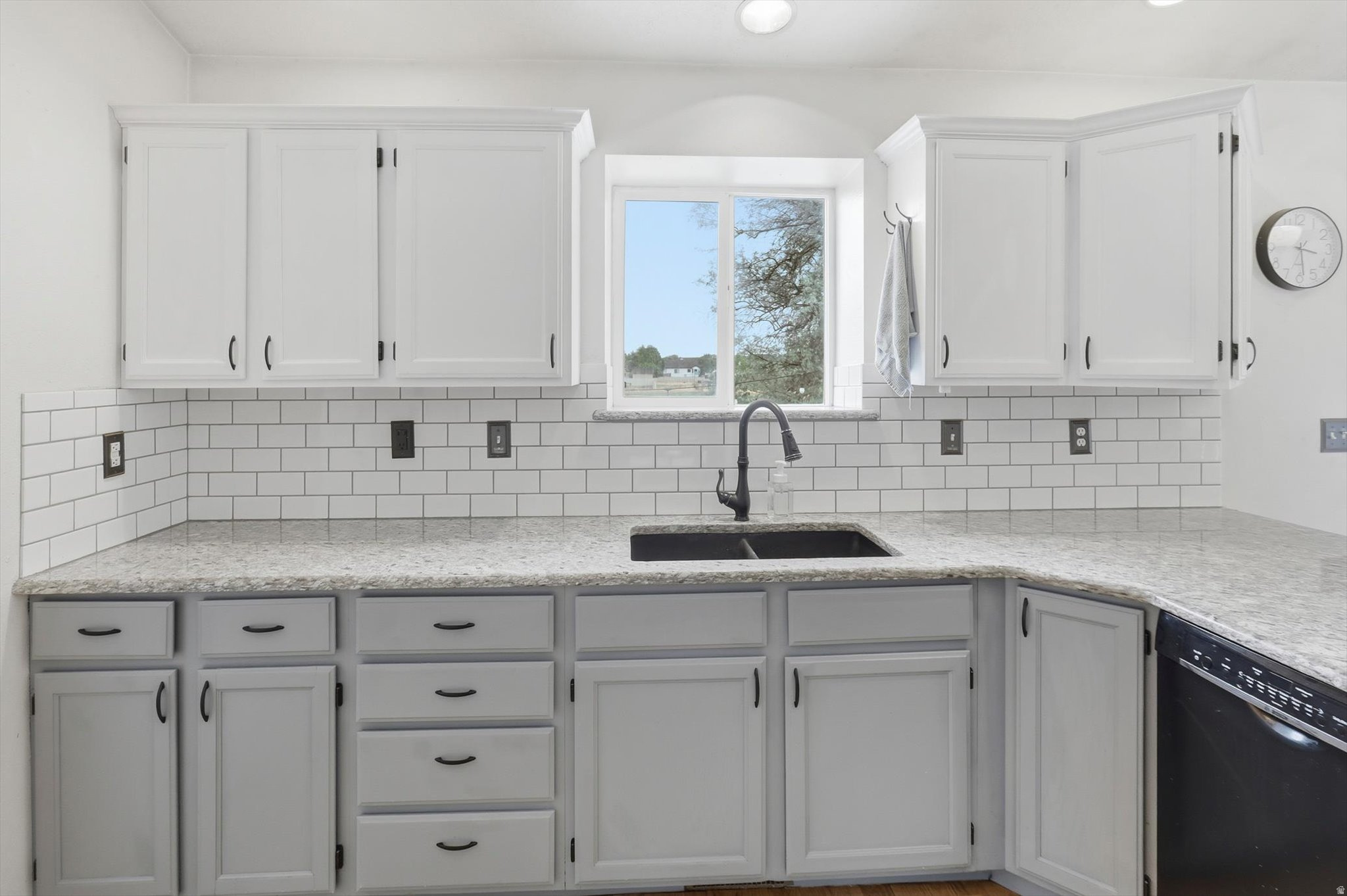 STONEGATE - Residential