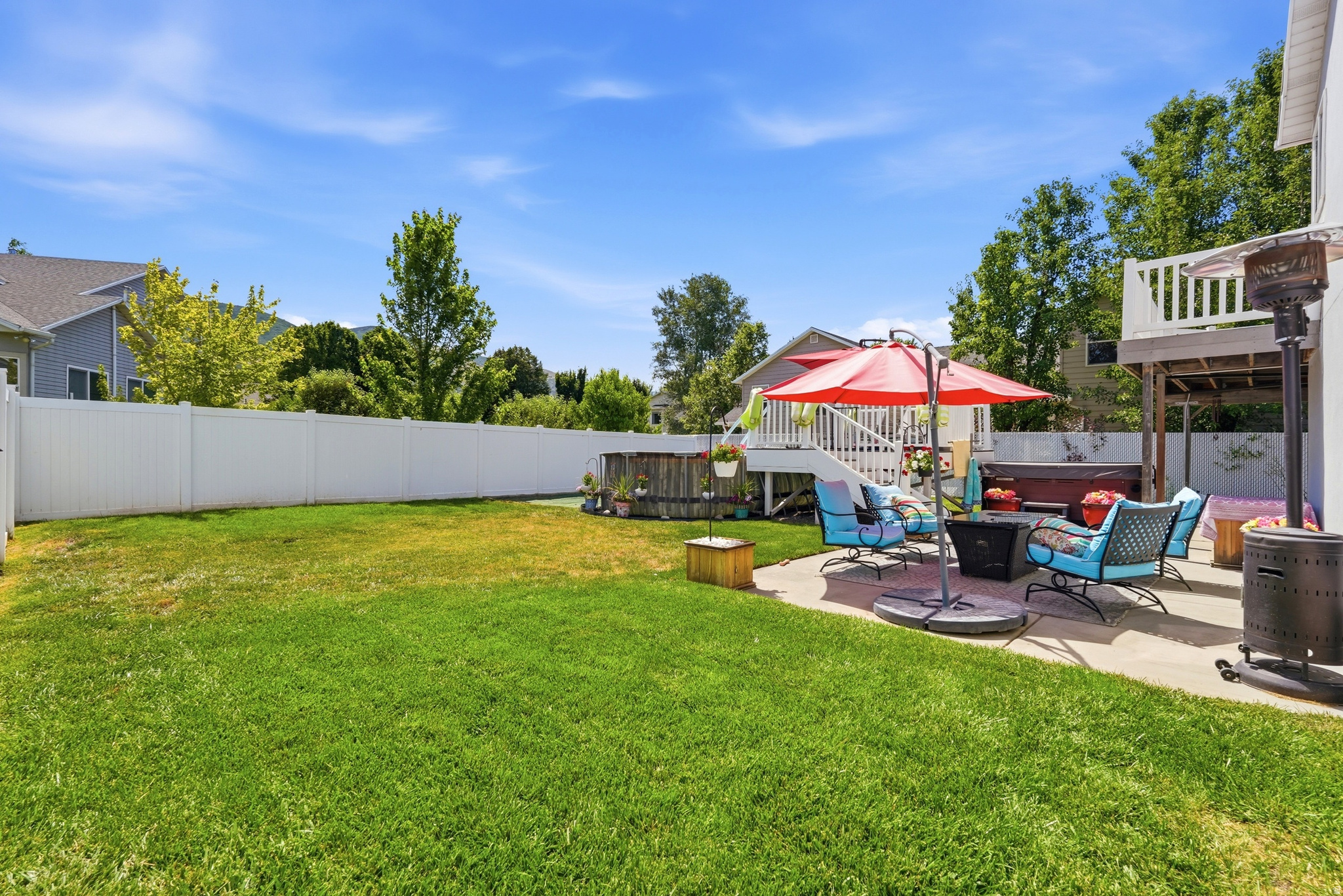FOXBRIDGE - Residential