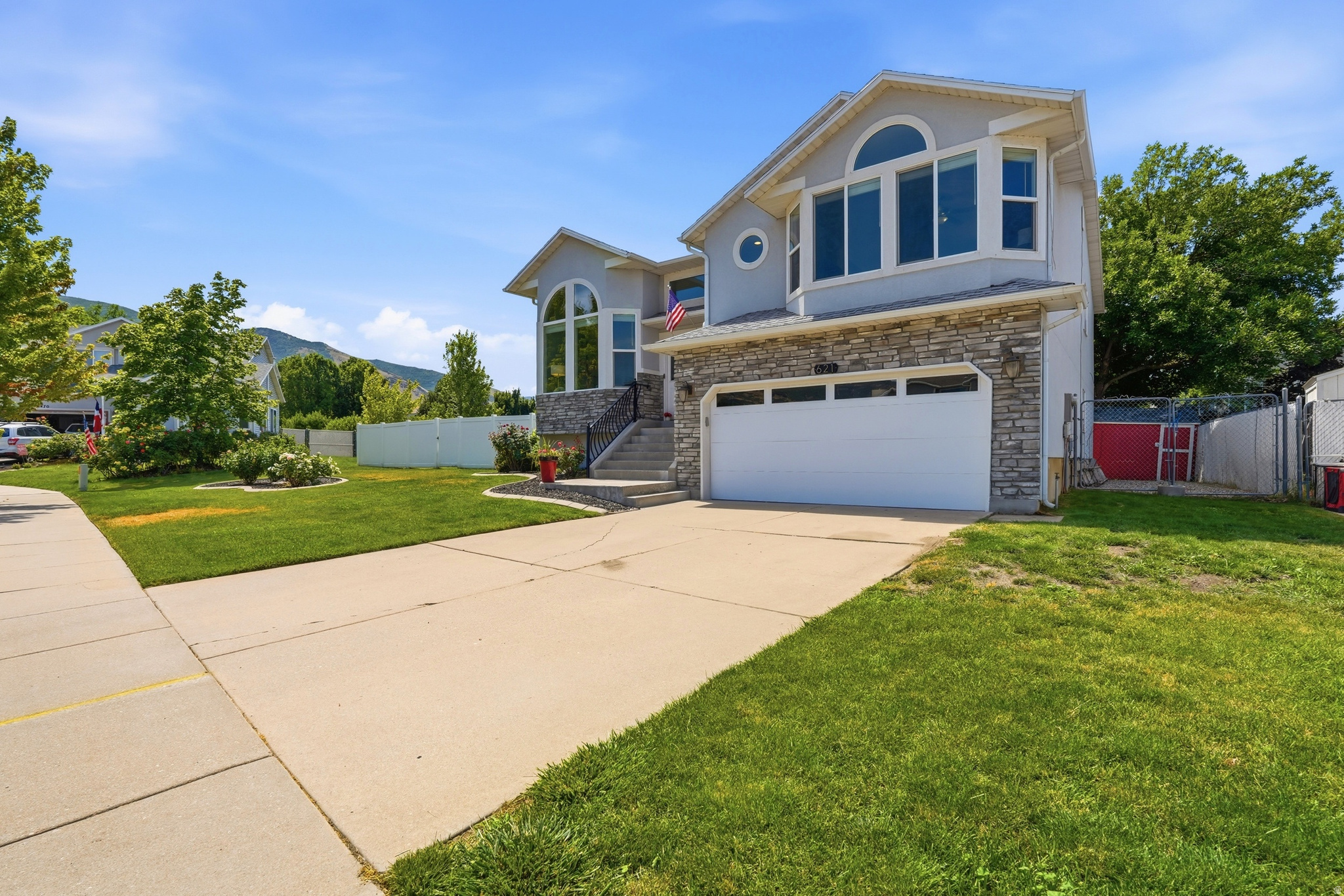 FOXBRIDGE - Residential