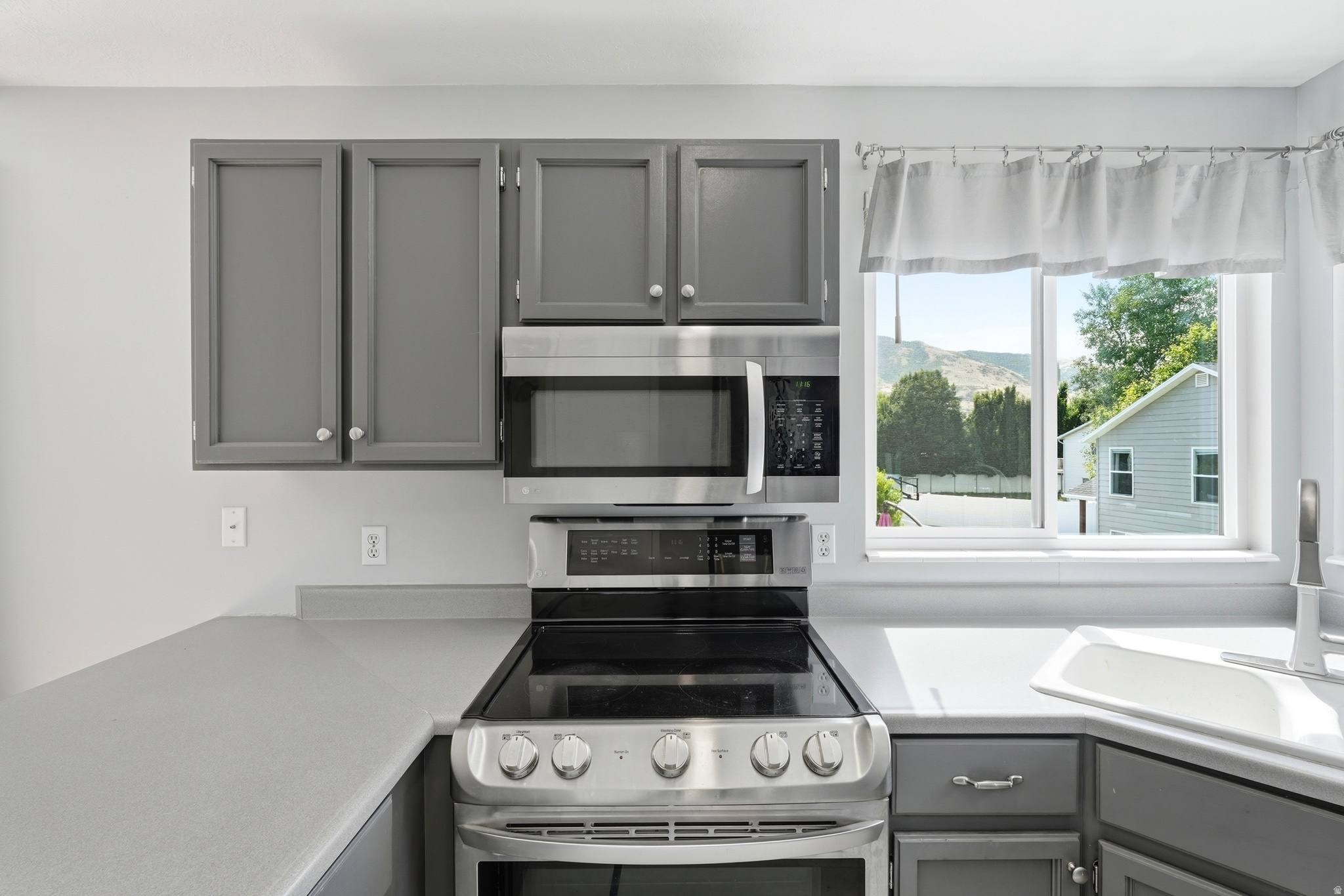 FOXBRIDGE - Residential
