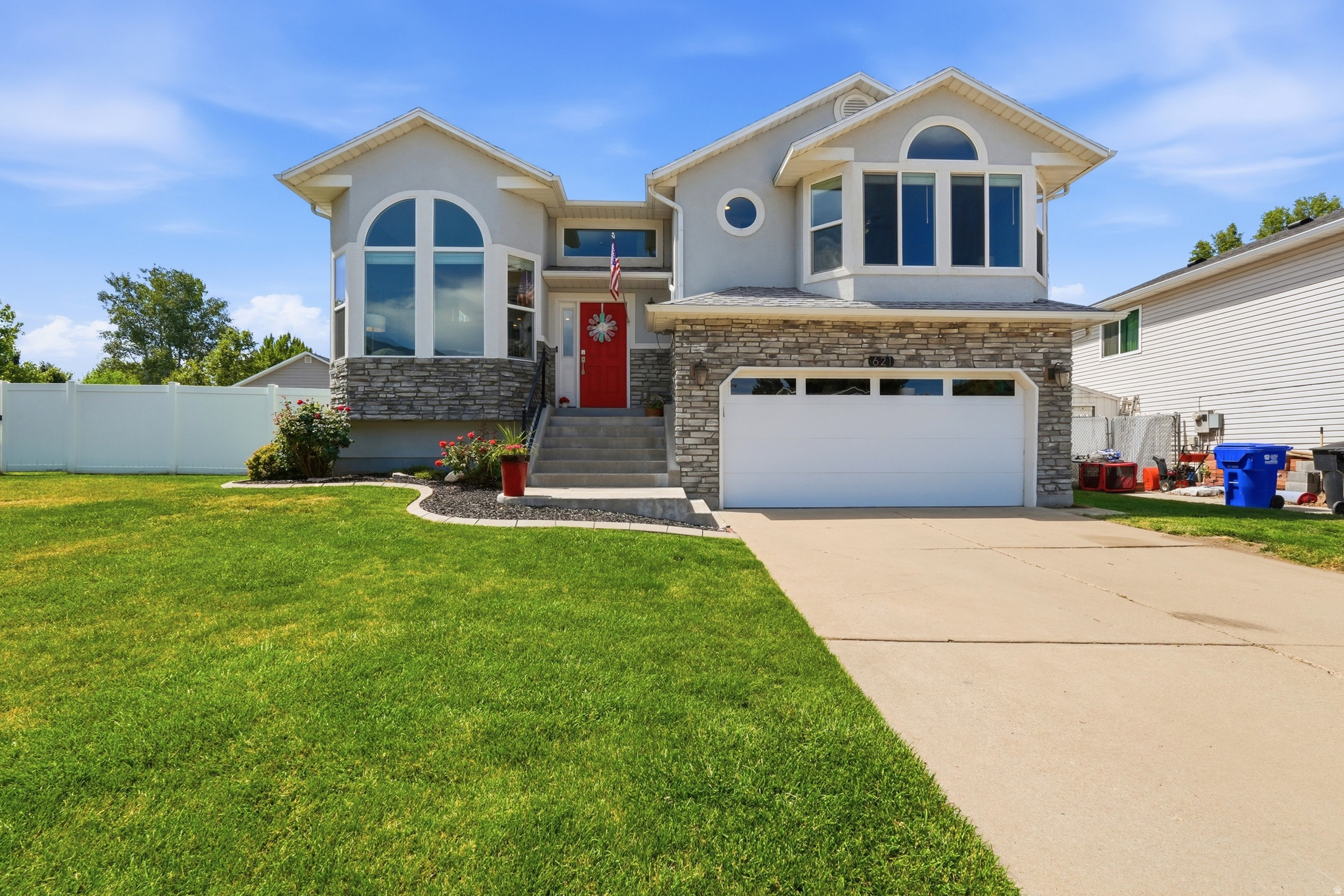 FOXBRIDGE - Residential