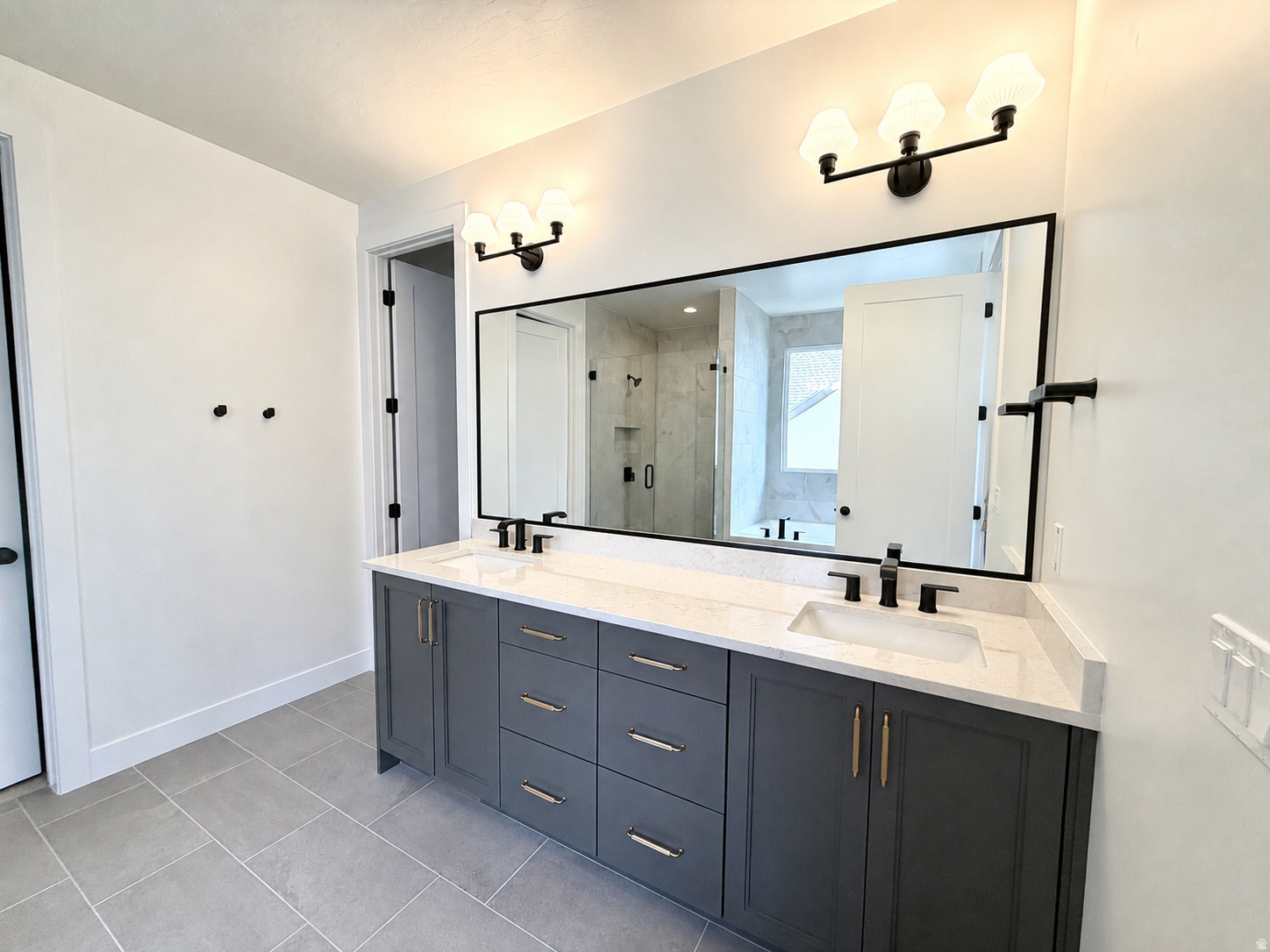 BLOSSOM HILL - Residential