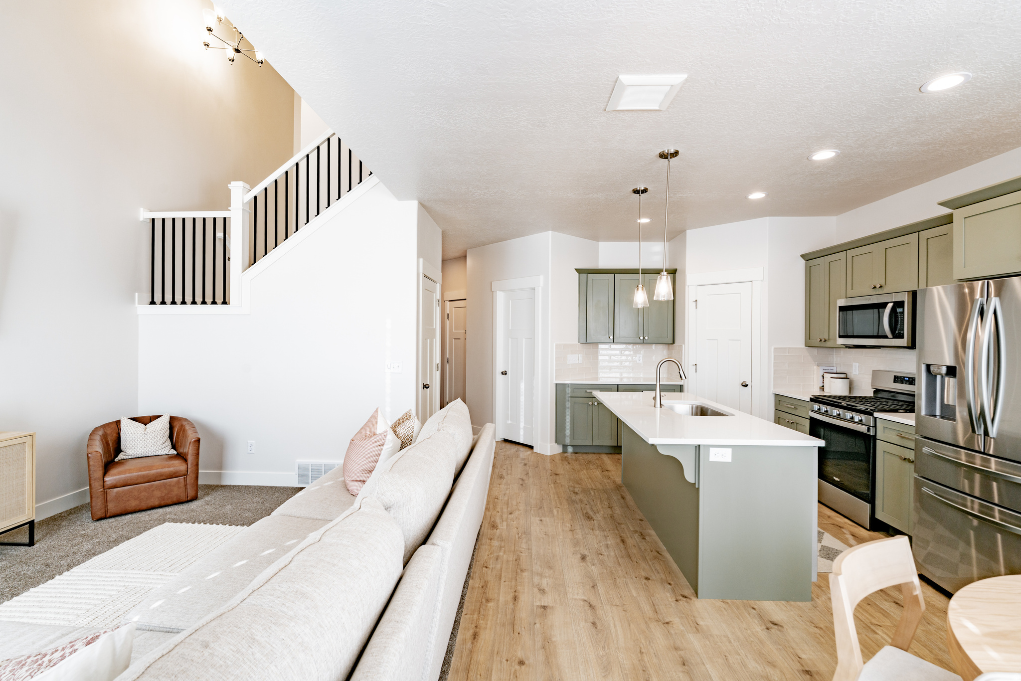 RIDGE - Residential