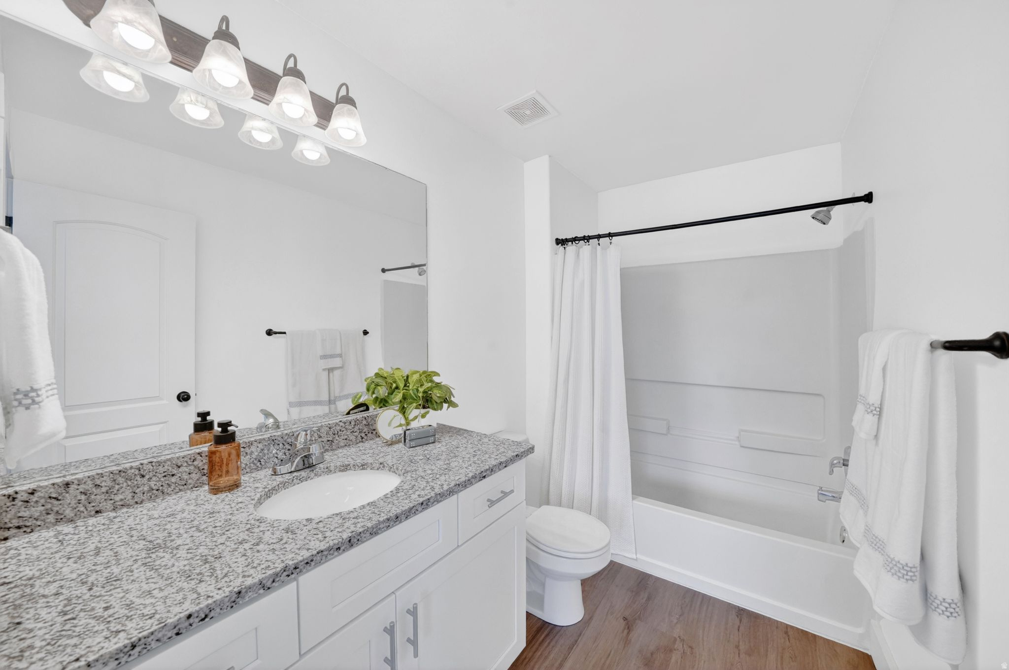 GRAY FARMS PHASE 3 TOWNHOMES AMENDED - Residential