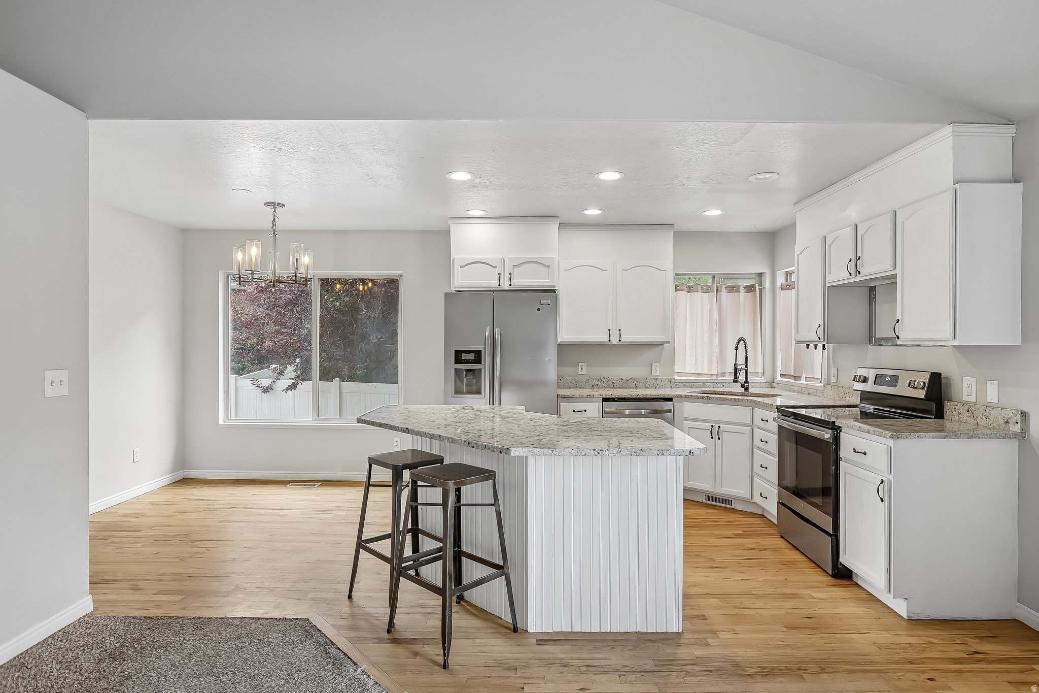 HAWTHORN - Residential