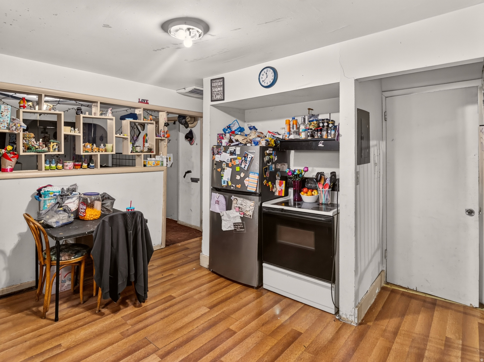 PRICE RIVER VIEW ADD - Residential