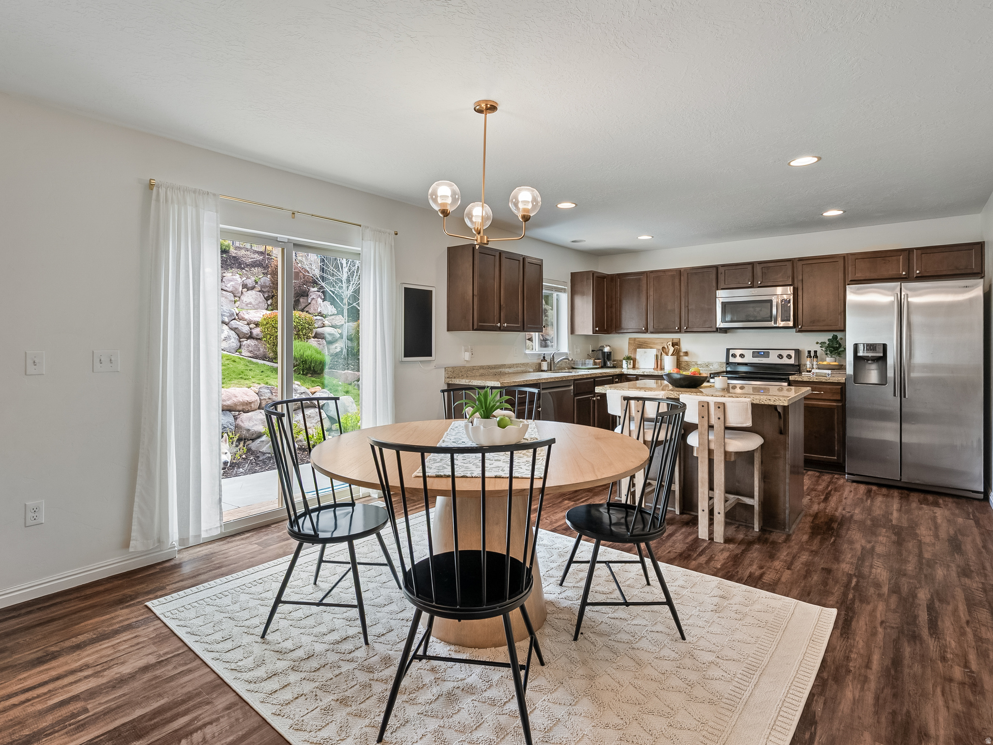 HUNTER - Residential