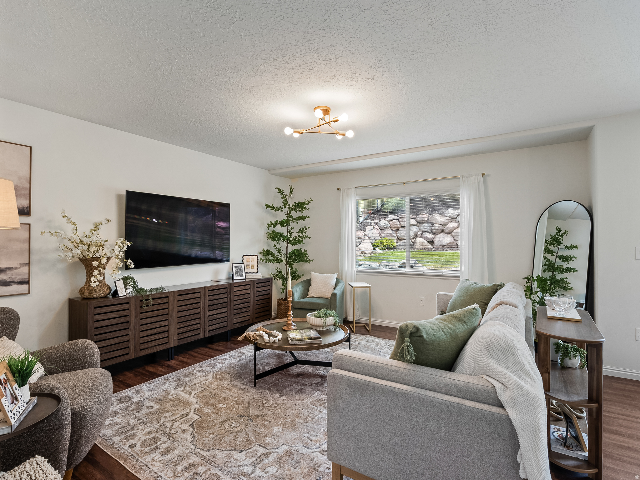 HUNTER - Residential