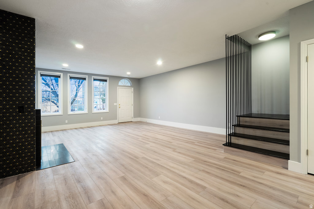 NORTH CREST PARK - Residential