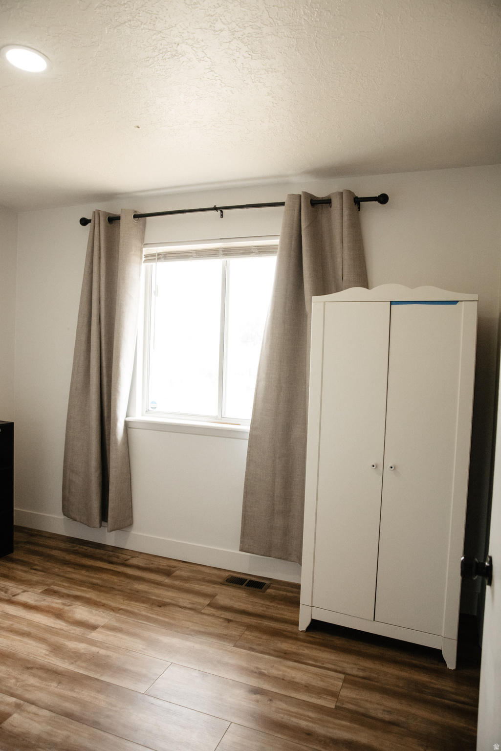 MANORLY COURT - Residential