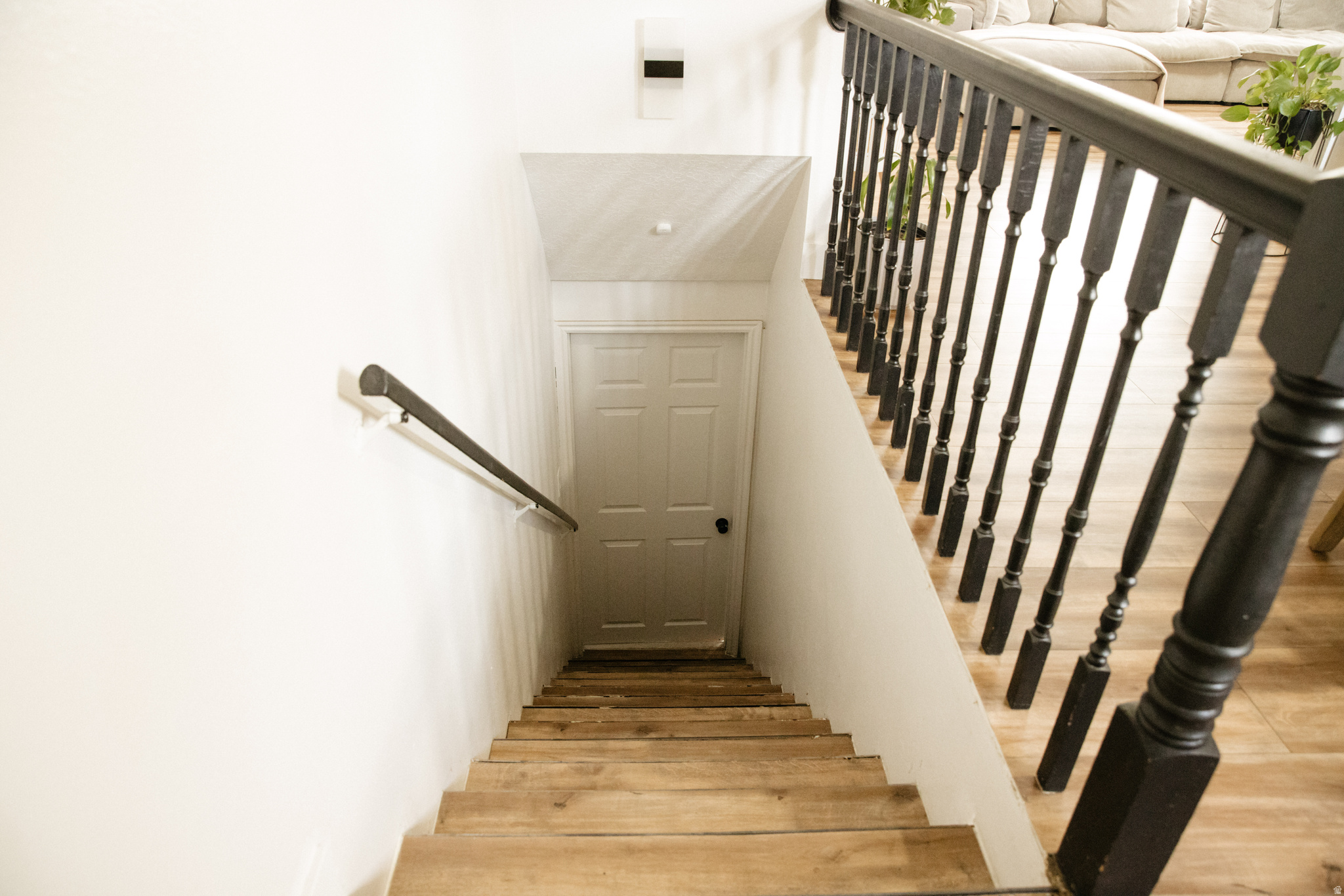 MANORLY COURT - Residential