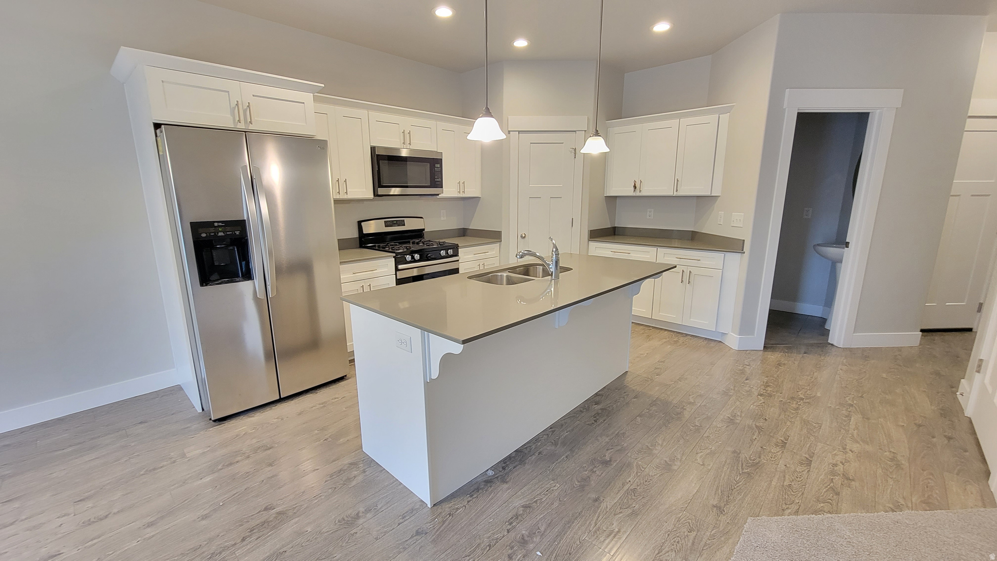 SKY RIDGE TOWNHOMES - Residential