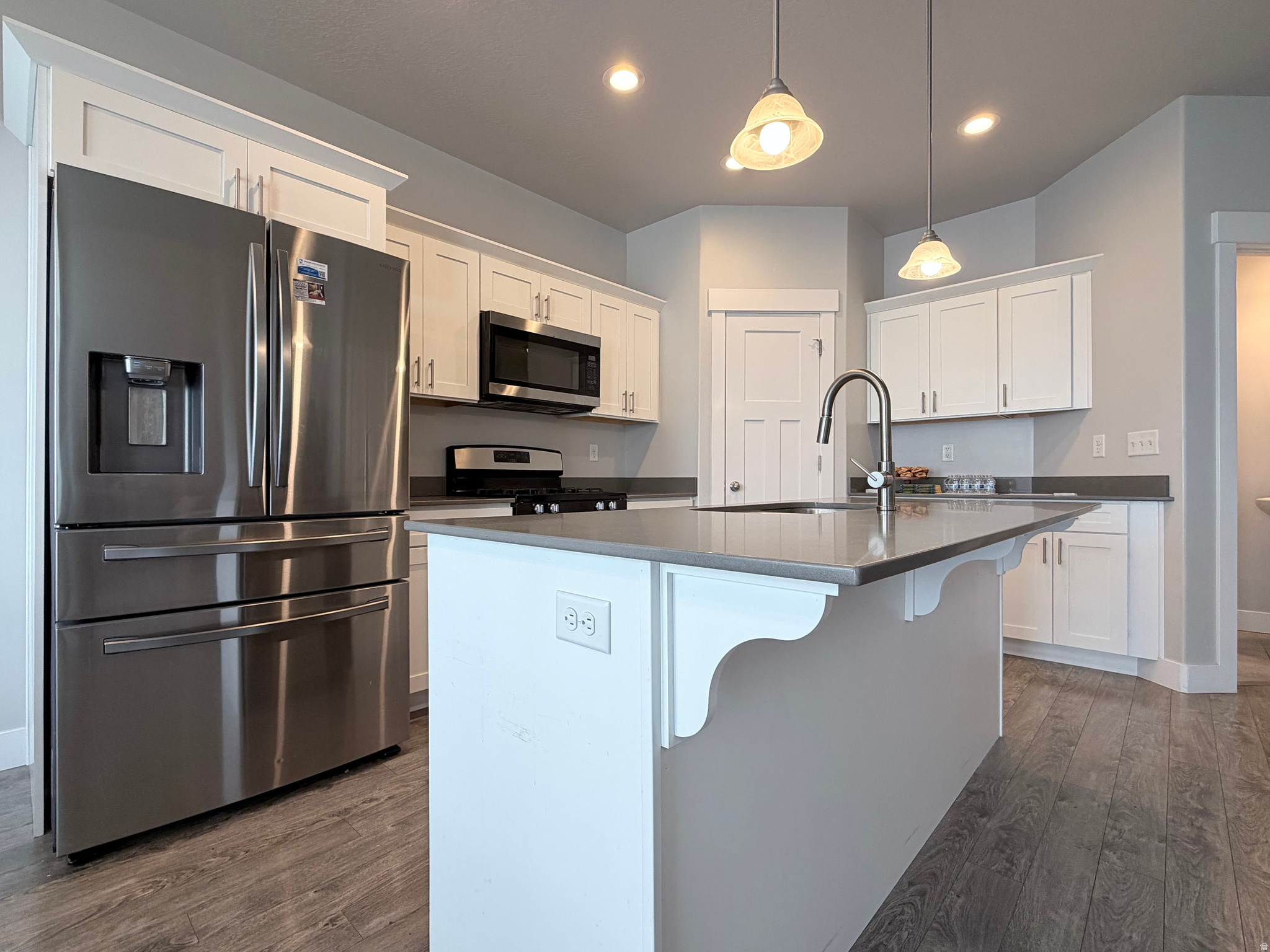 SKY RIDGE TOWNHOMES - Residential